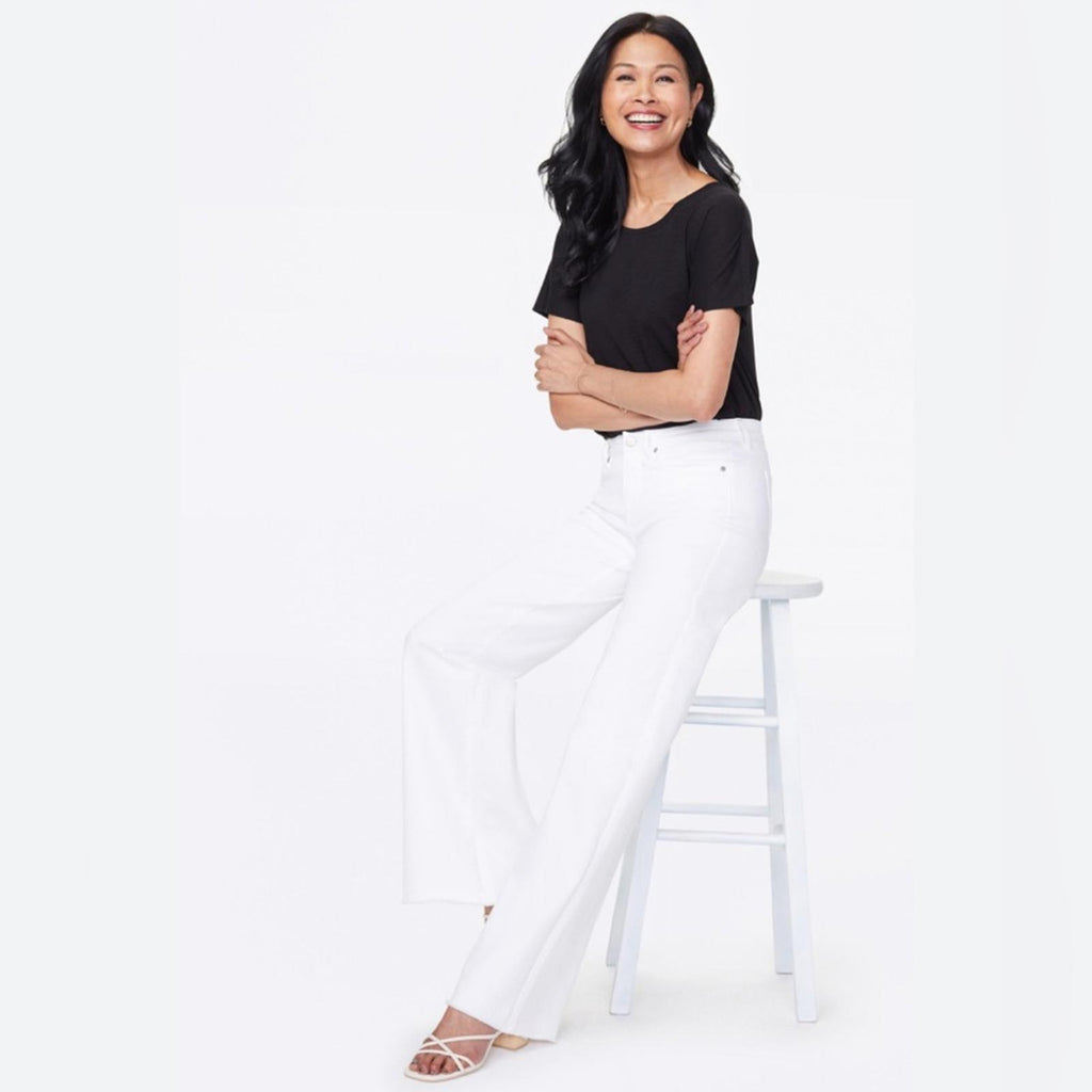 NYDJ Teresa High Waist Fray Hem Wide Leg Jeans, in White Size 16, New w/Tag