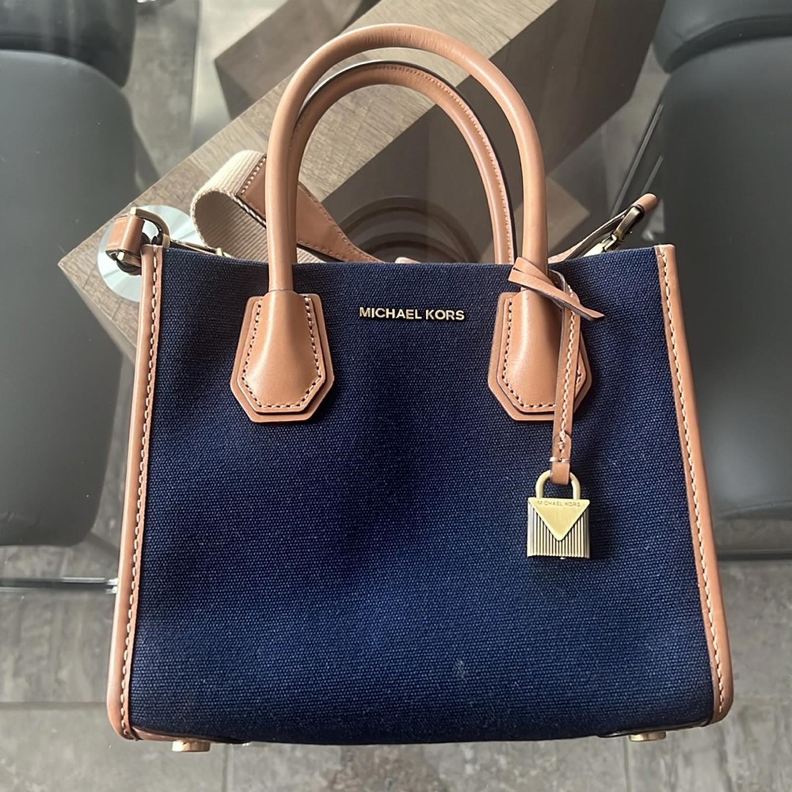 Michael Kors Mercer Canvas Crossbody, Admiral Gold EXCELLENT! Retail $228