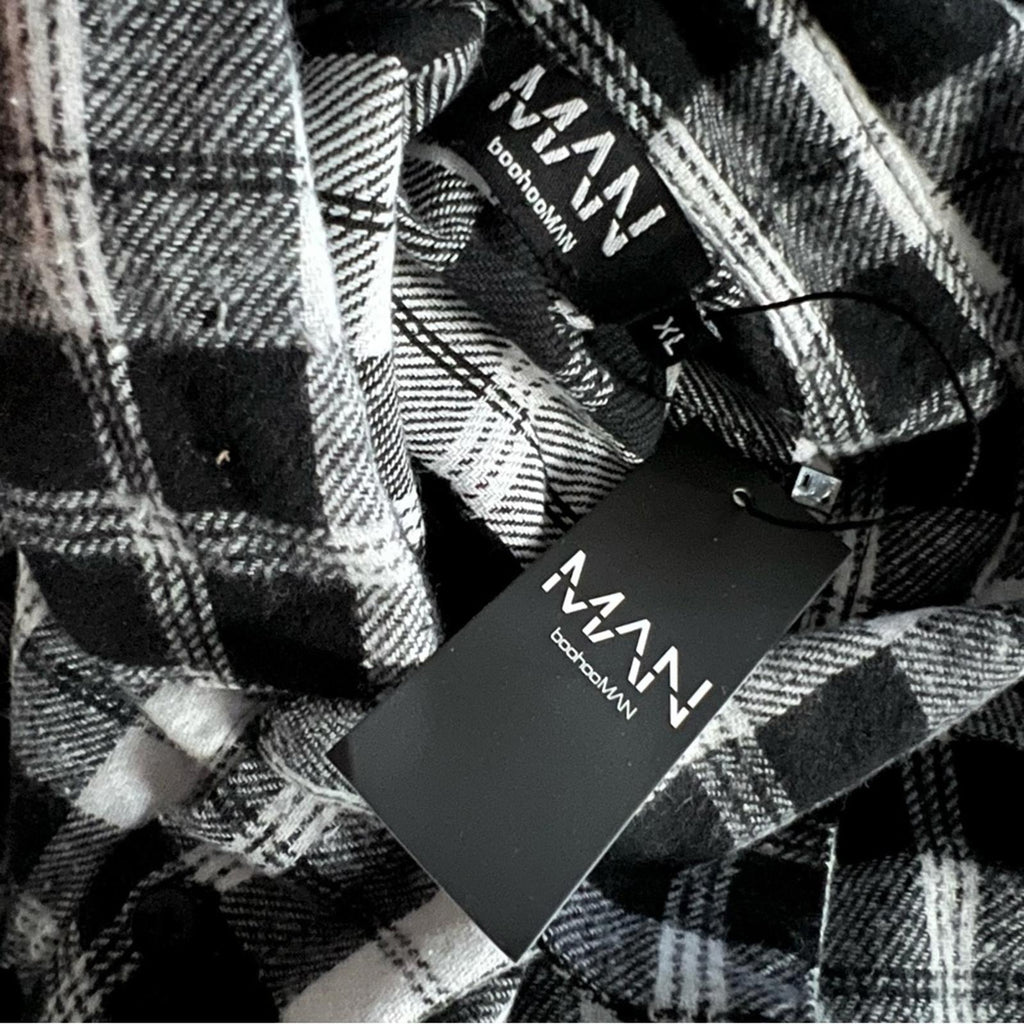 Boohoo Black/White Flannel Oversized Shirt, Size XL New w/Tag