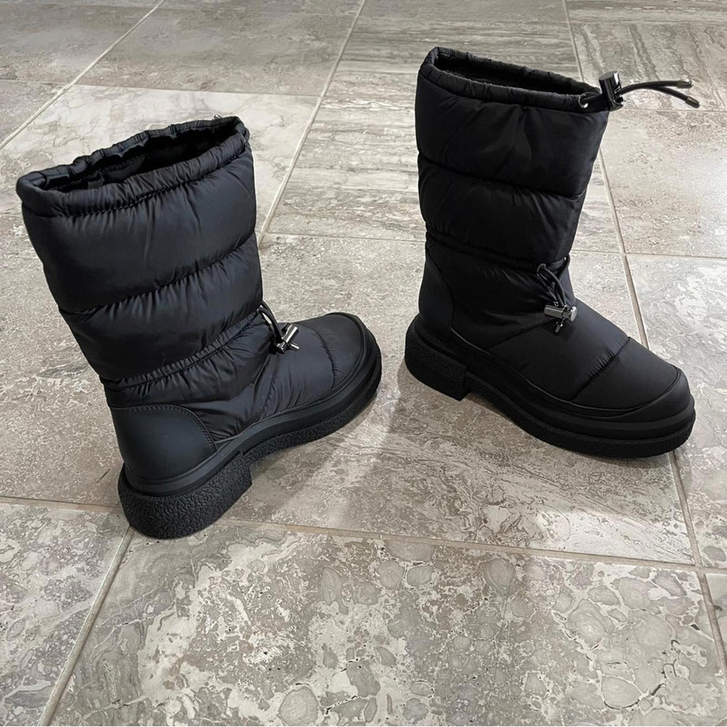 Stuart Weitzman Cam SportLift Boots in Black, Size 7.5 New in Box Retail $595