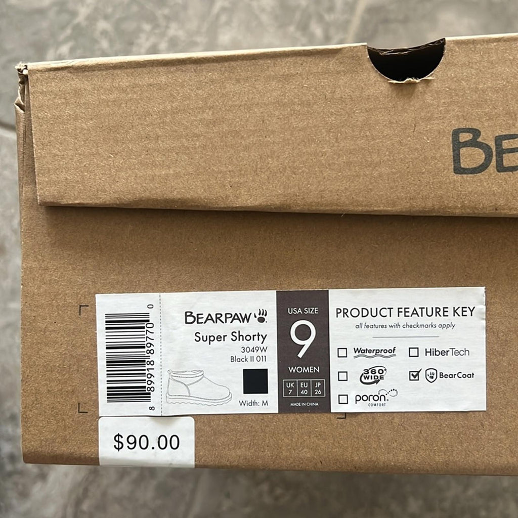 BearPaw Super Shorty Booties in Black, NWT, Size 9