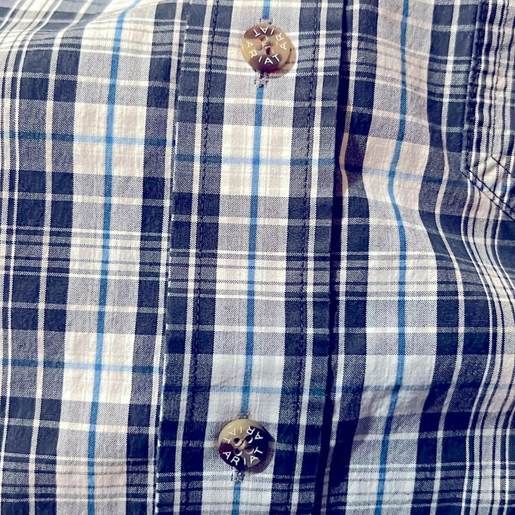ARIAT Men’s Pro Series Button Down Plaid Classic Fit Shirt, Size M EXCELLENT!