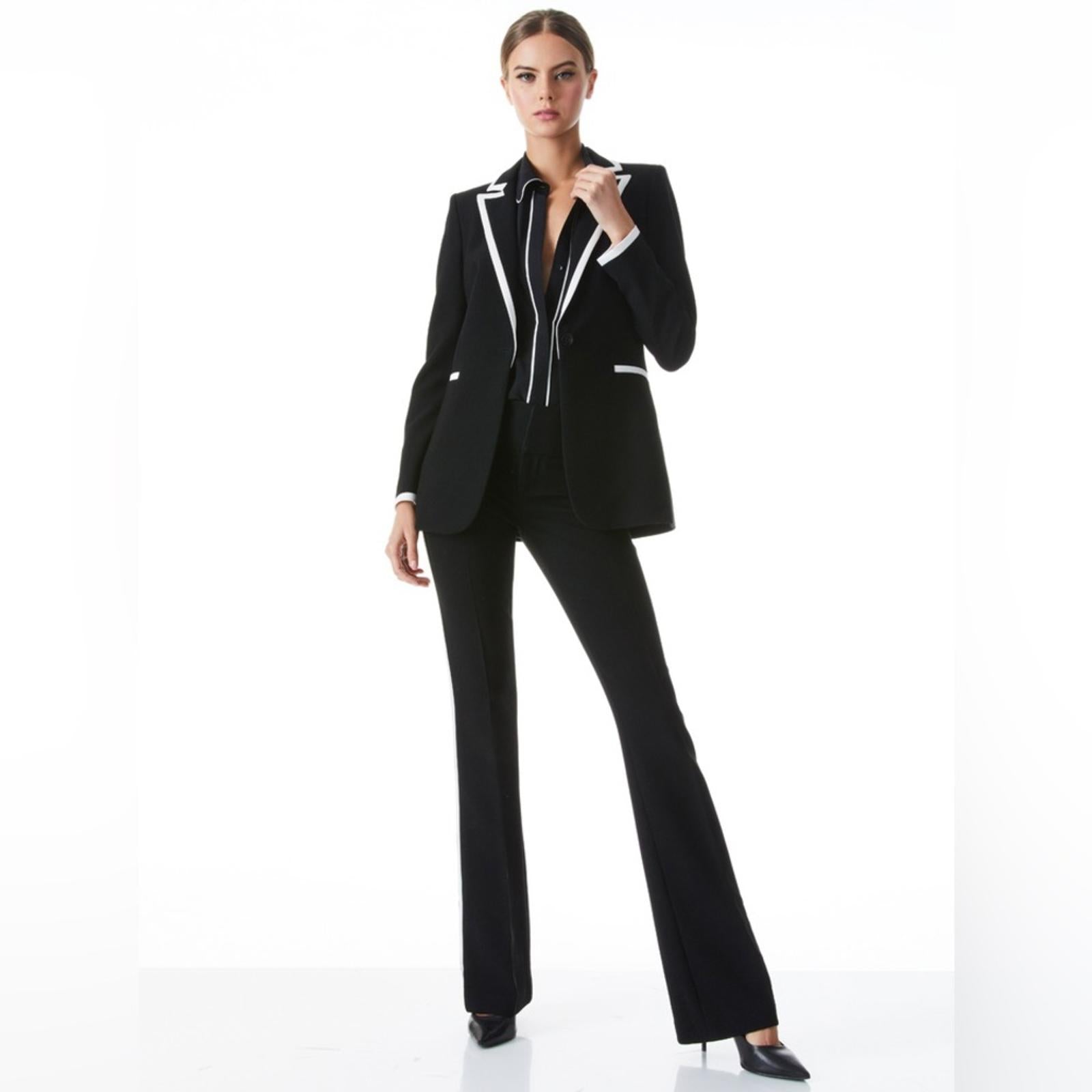Alice + Olivia Breann Long Fitted Blazer with Piping, Black Size 4, New w/Tag