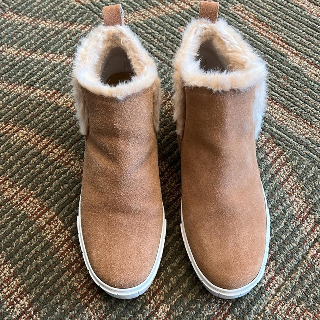 Dolce Vita Zali Sneakers in Praline Suede, Size 11, EXCELLENT