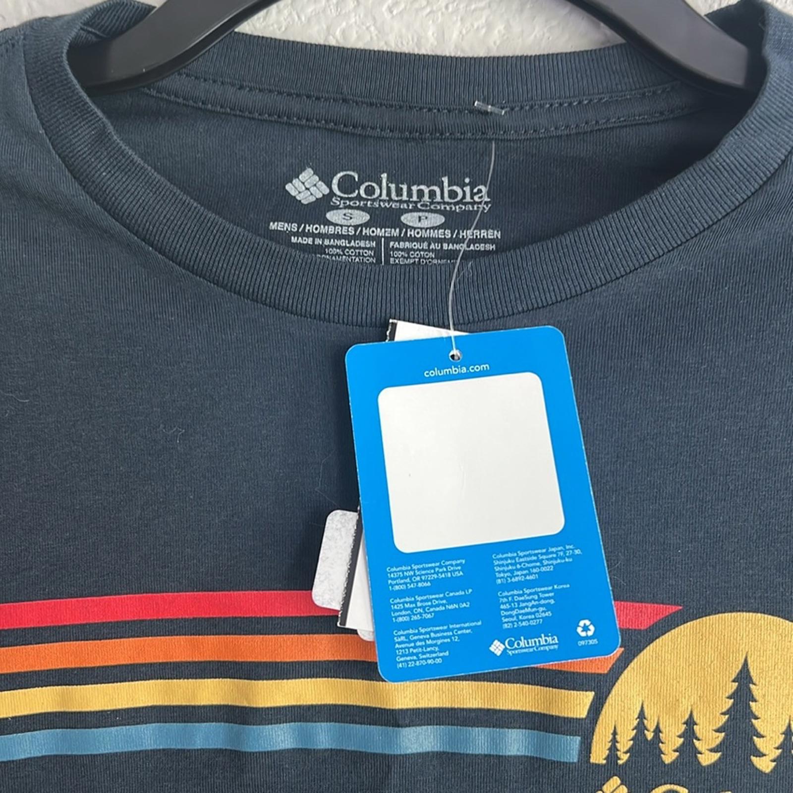 Columbia Classic-Fit Stripe Logo Graphic Long-Sleeve T-Shirt in Navy NWT, Size S