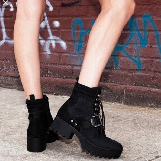 Steve Madden Grady Buckle Hiking Platform Combat Boots, Size 8 New in Box
