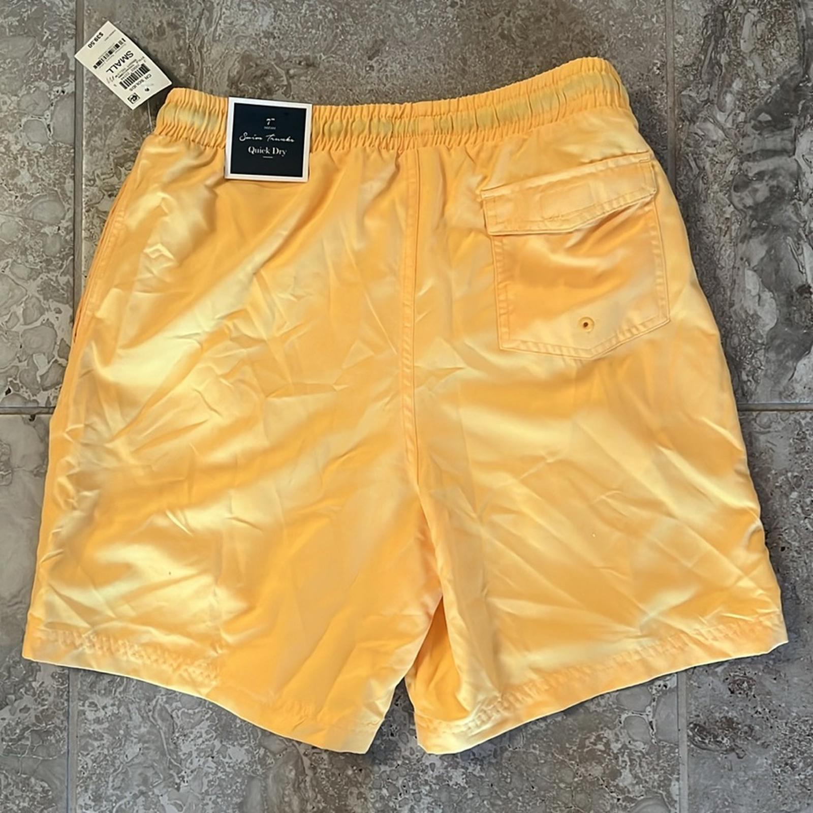 Club Room YELLOW Quick-Dry Performance Solid 7" Inseam Swim Trunks, Size S NWT