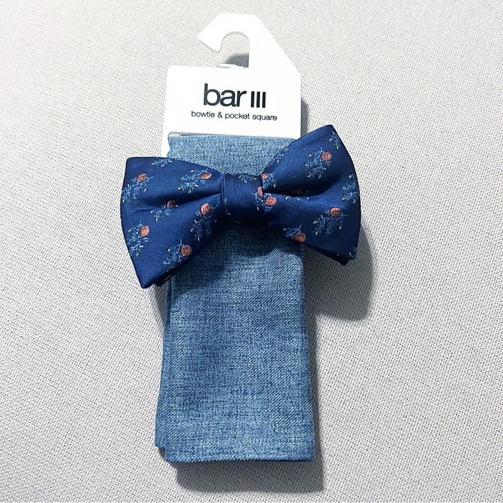 Bar III Bowtie & Pocket Square, Blue Style 13S22-1003 New with Tag