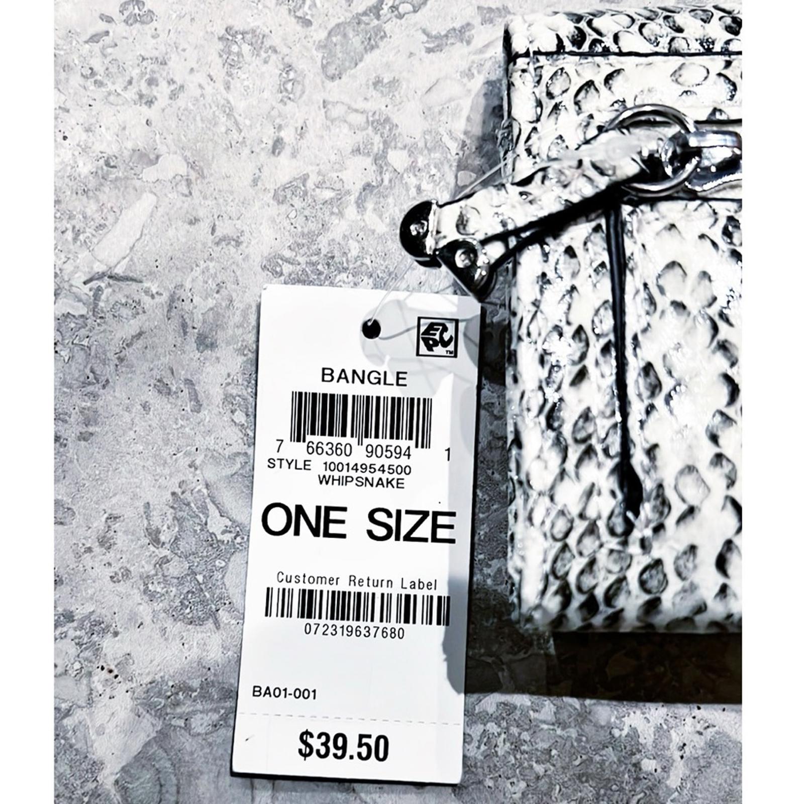 NWT Alfani Bangle Organizer Wallet - Whipsnake New w/Tag Retail $39.50
