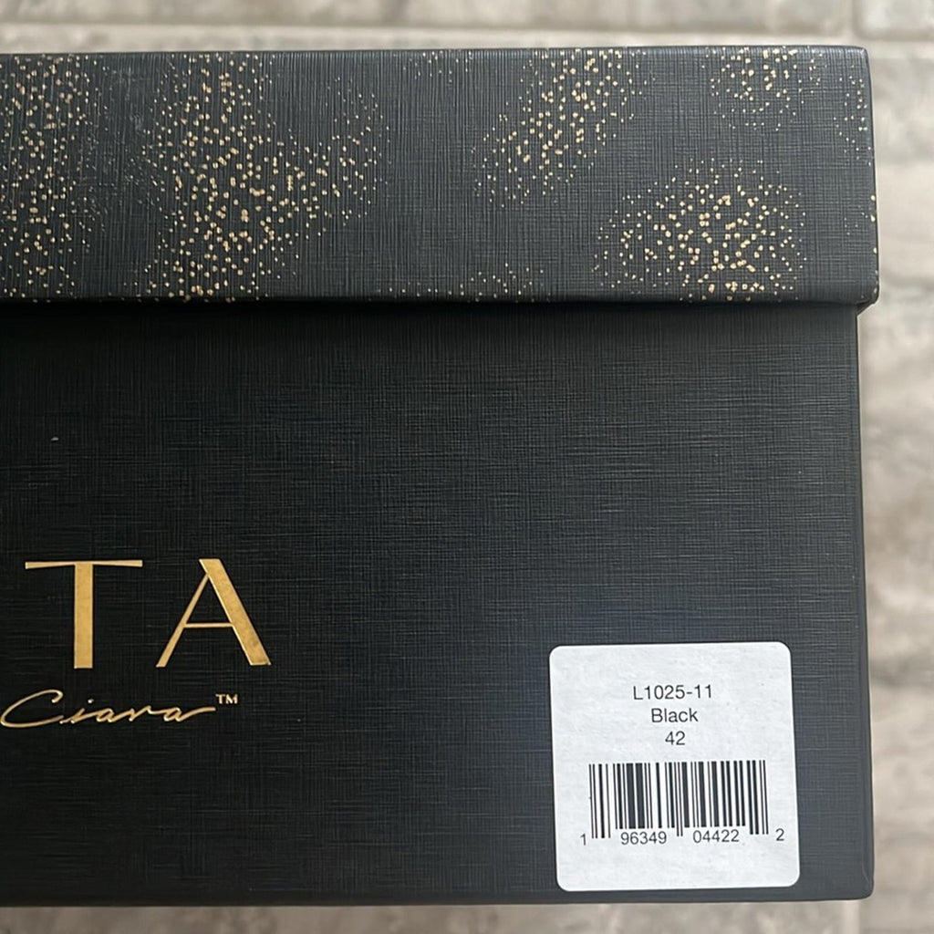 LITA by Ciara Pointed Toe Pump in Black, Size 42 New in Box