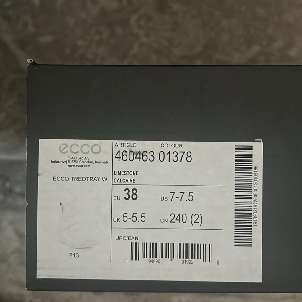 ECCO Tredtray Moto Bootie in Limestone Leather, Size EU 38 NEW in Box