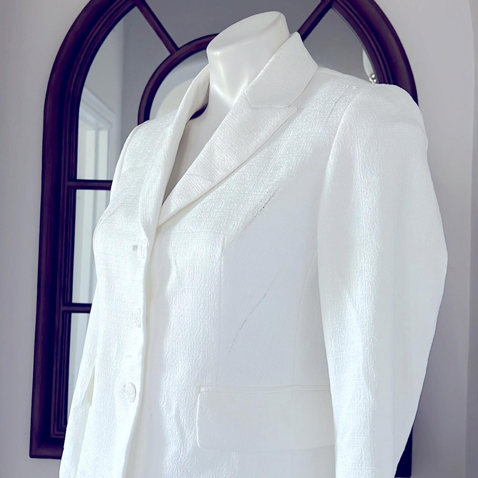 KASPER Three-Button Peak Lapel Jacket in White, Petite Size 2 New w/Tag $129