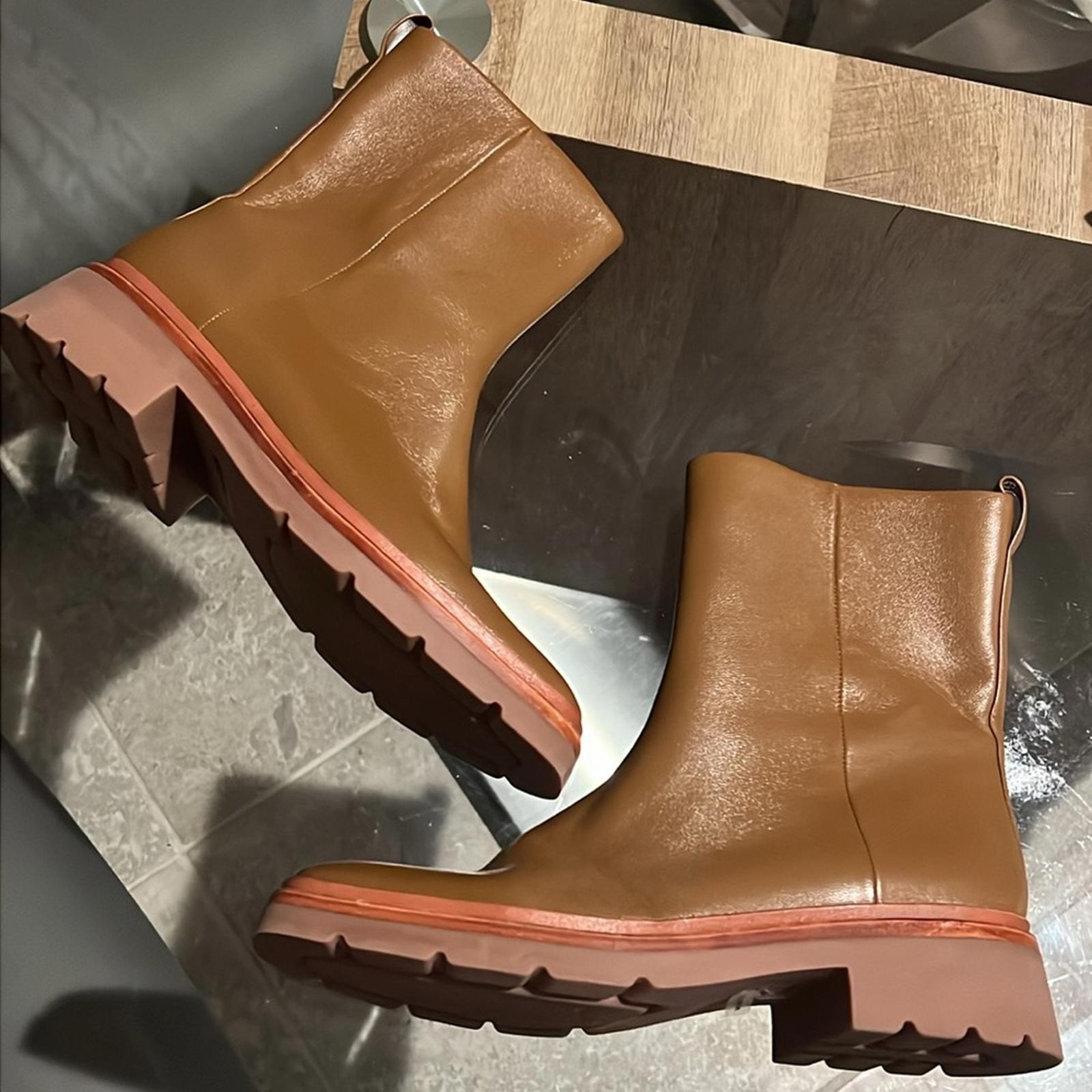 VINCE Remi Booties in Dark Taupe, Water Repellent Size 8.5 New w/o Box