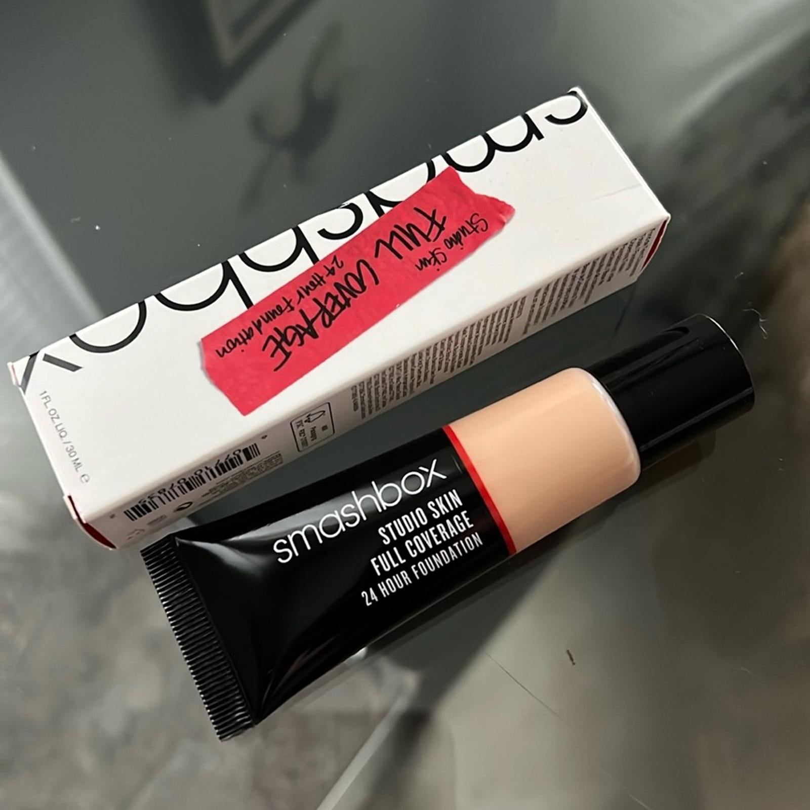 Smashbox Studio  (1.15 Fair Light) Skin Full Coverage 24Hr FoundationNEW