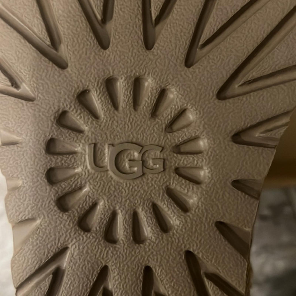 UGG Genuine Sheepskin Lined Leopard Print Boots, Size 7 New in Box
