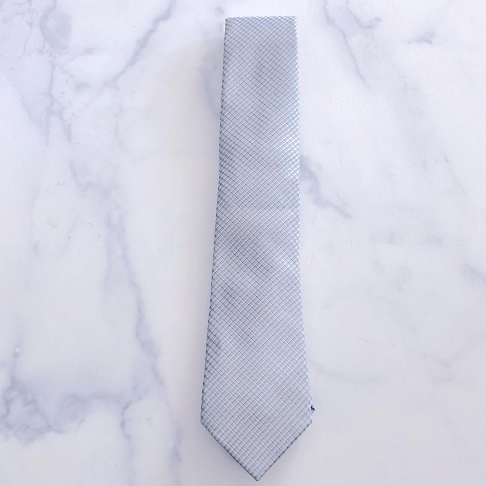 Calvin Klein Men's Sliver Grid Tie Grey Necktie, New w/Tag