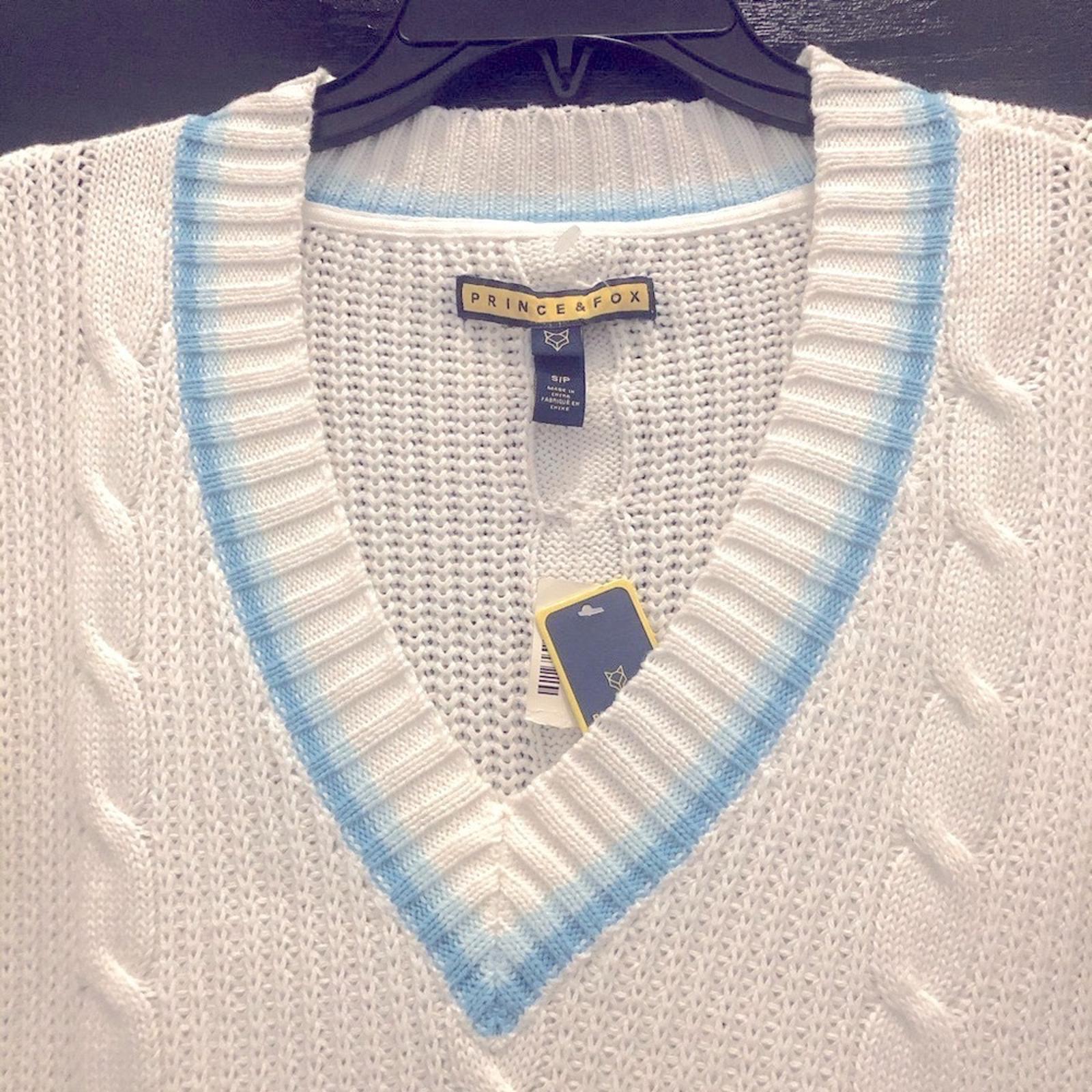 Prince & Fox Knit V-Neck Cable Knit Sweater White w/Blue Trim, Size S New w/Tag
