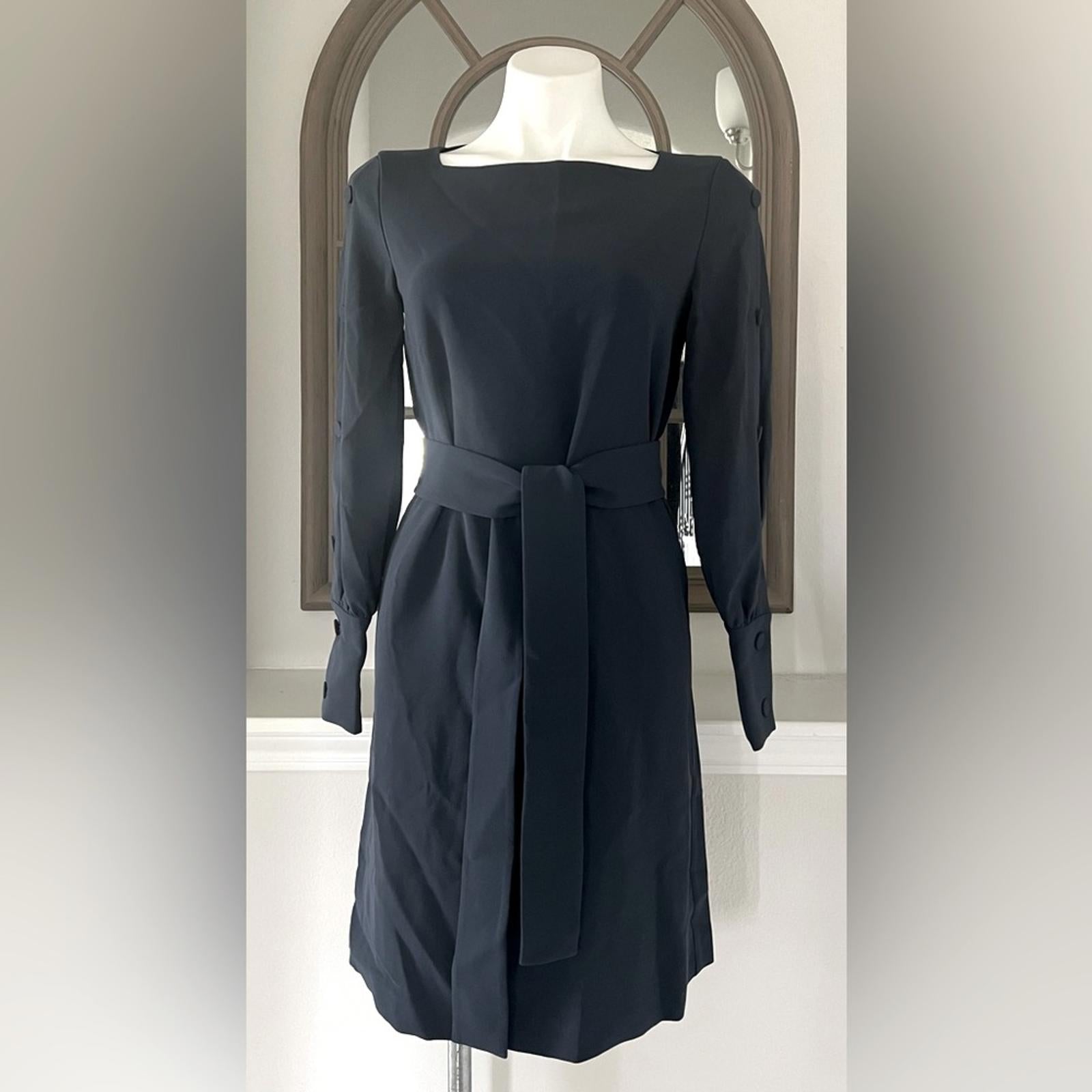 Club Monaco Button Sleeve Dress Robe in Navy/ Bleu Marine Size 2, New w/Tag $269