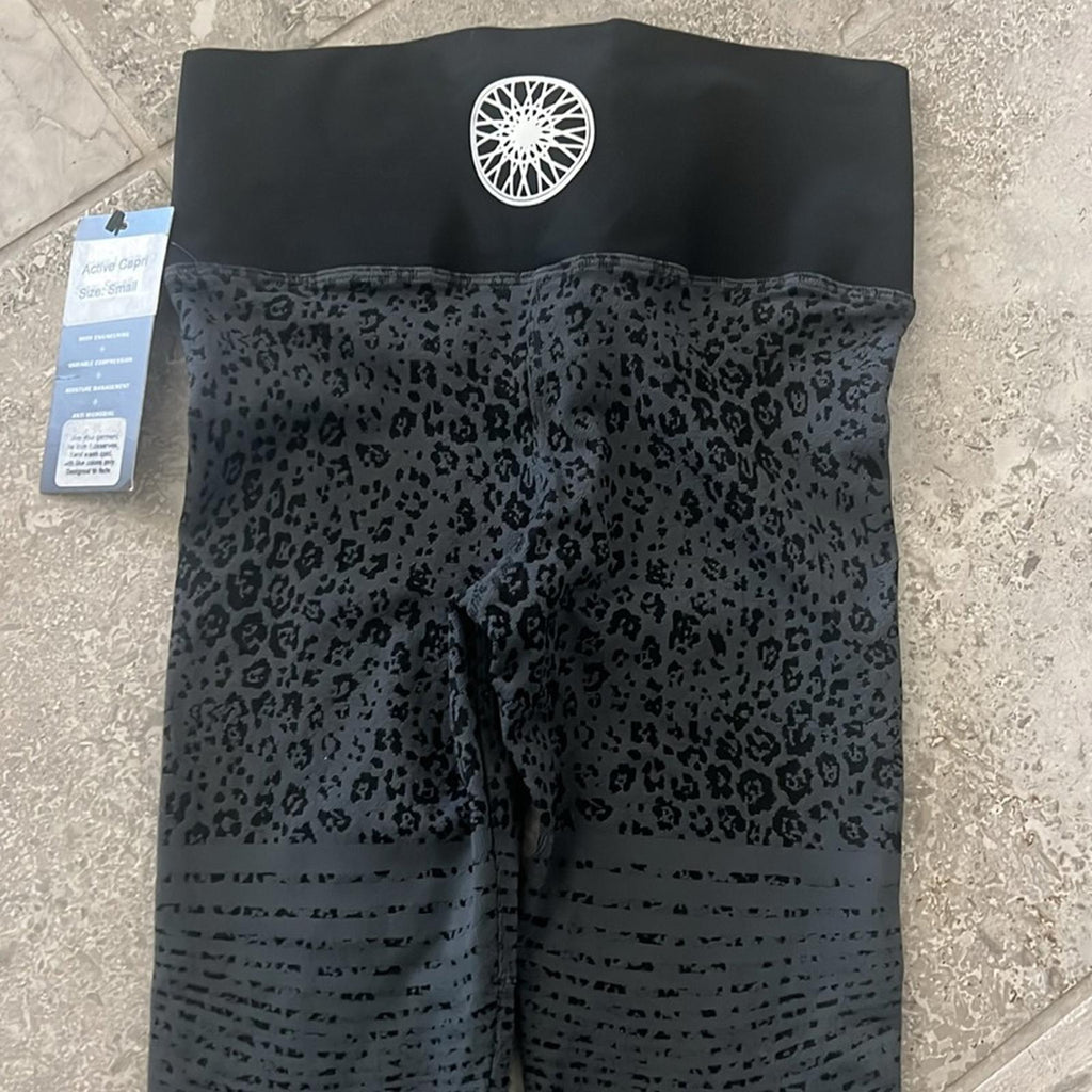 NEW NUX x Soulcycle Feline Seamless Legging, Gray & Black, Size S New w/Tag