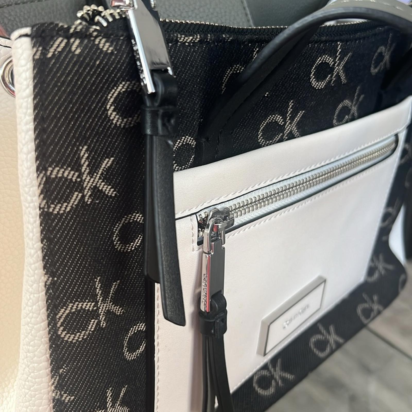 CalvinKlein Hadley Signature Colorblocked Adjustable Crossbody Satchel w/DustBag