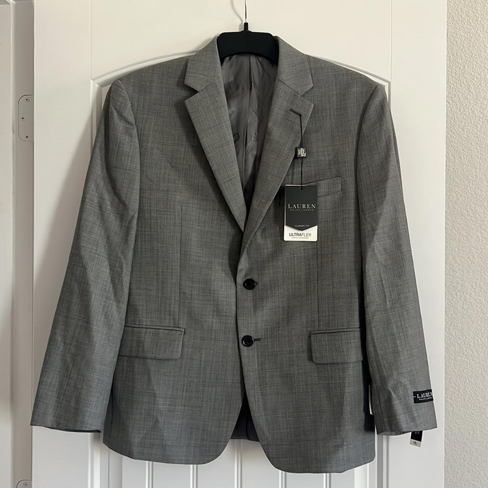 Ralph Lauren Classic Fit Suit Jacket in Light Grey, Size 40 Short New w/Tag $450