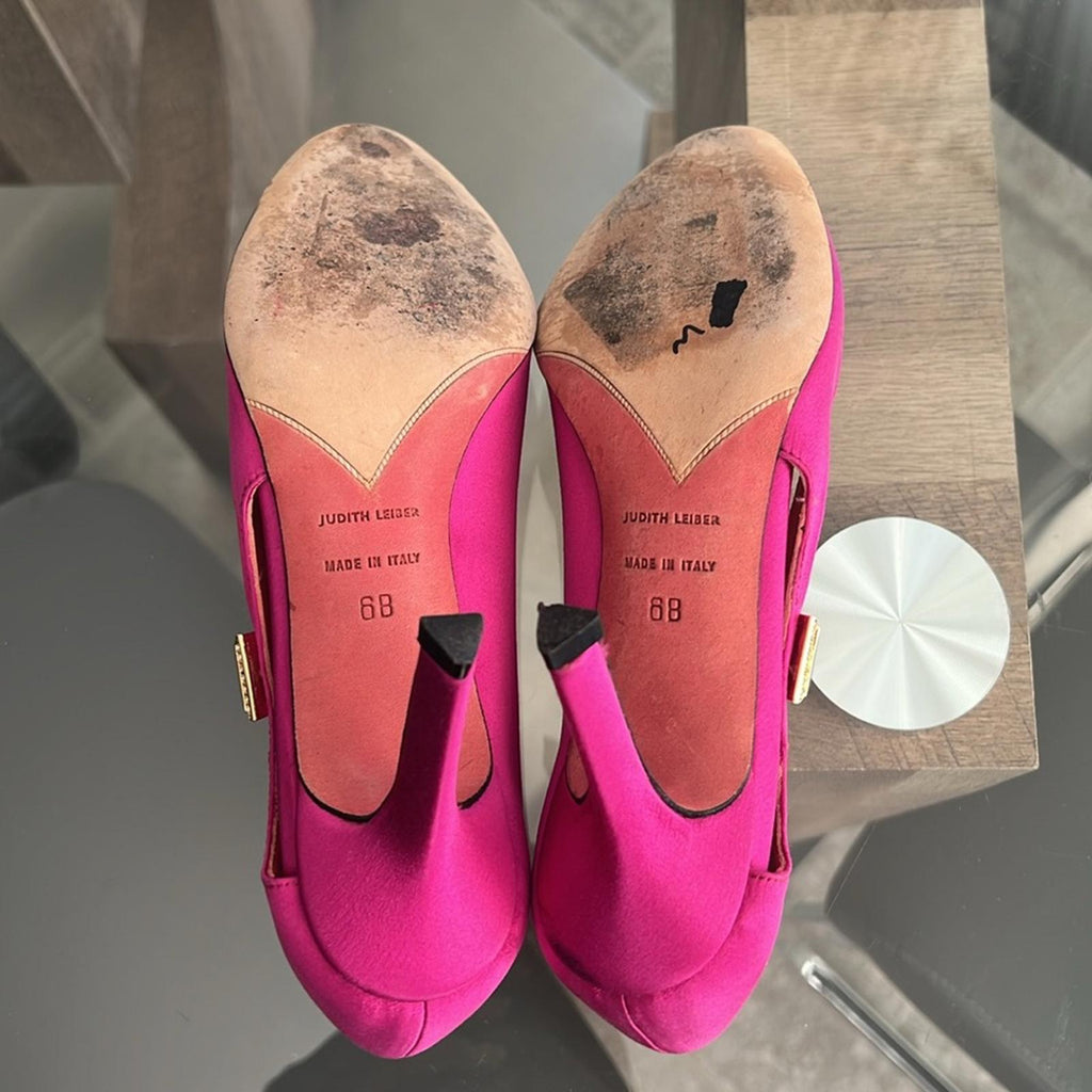 Judith Lieber Fuchsia Pumps Size 6 (Made in Italy) EXCELLENT!