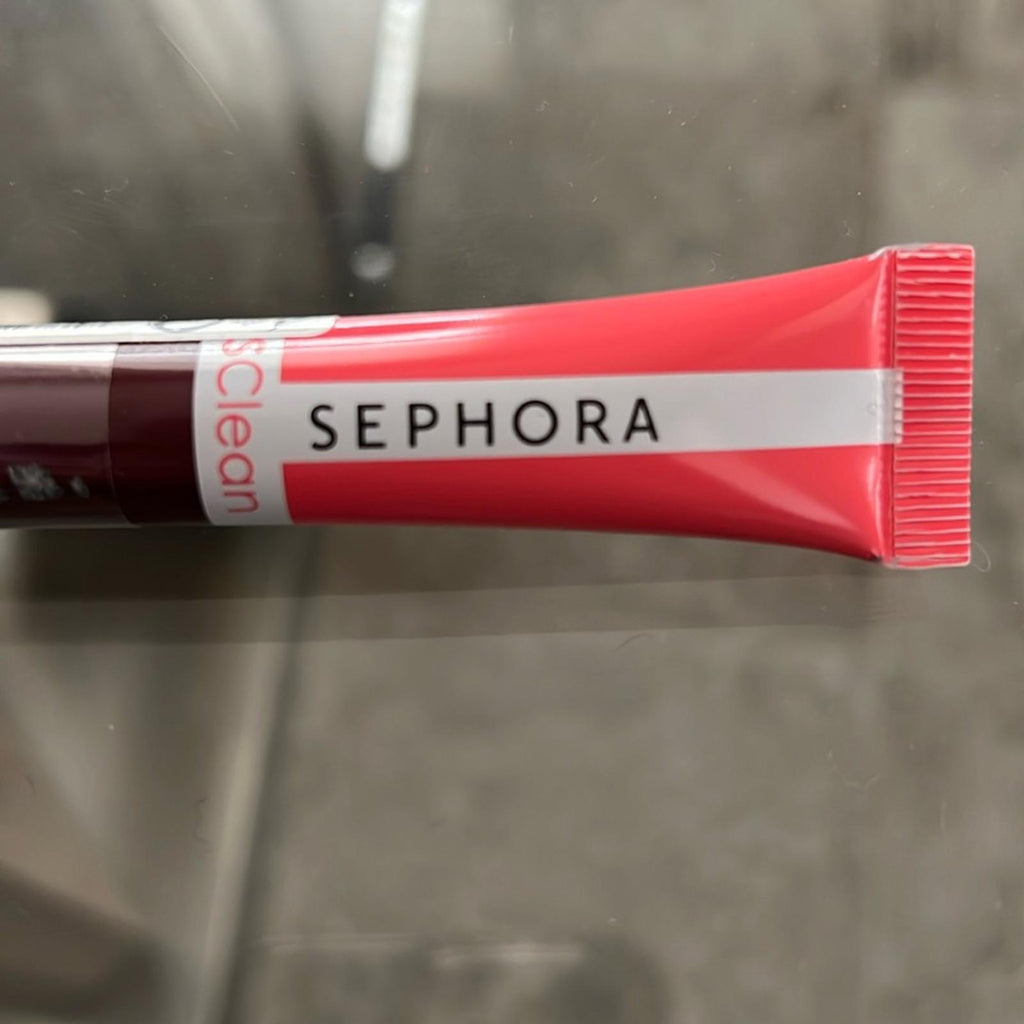 Sephora Clean Glossy Lip Oil , #08 Blackberry 10.7ml 0.36 fl.oz. NWT (Sold Out)