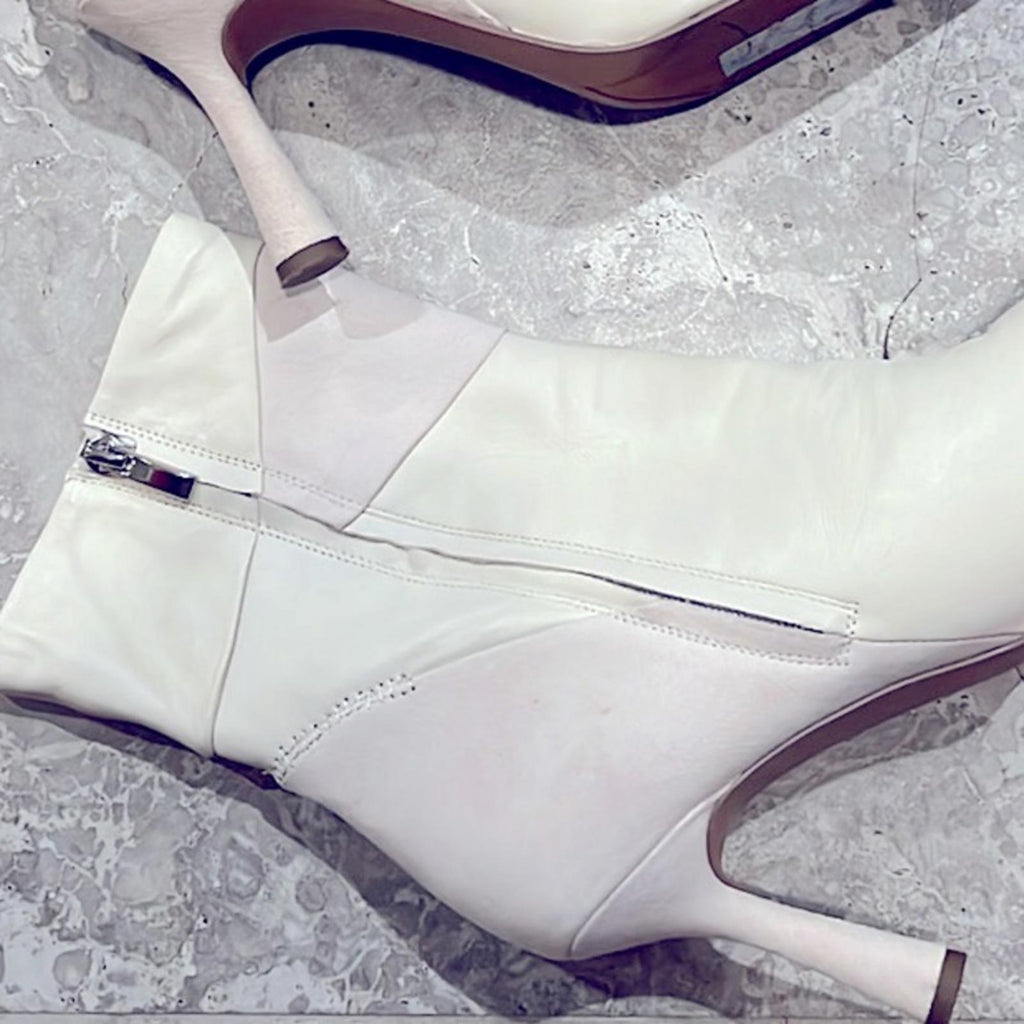Franco Sarto Milinda Leather Booties, Stone White Size 9.5 M, in Original Box