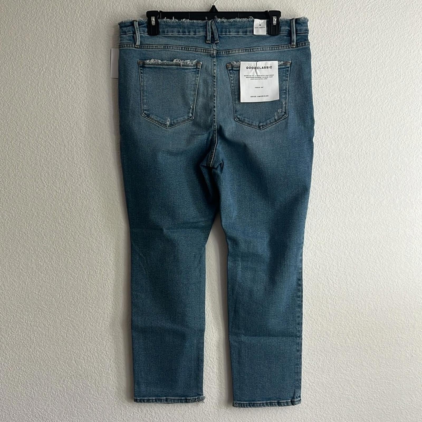 Good American Good Classic High-Rise Jeans in Light Blue, NWT, Size 16