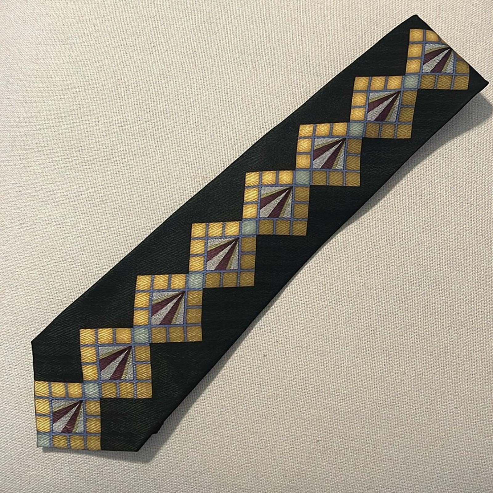 Martin Wong 100% Silk Hand Sewn Neck Tie