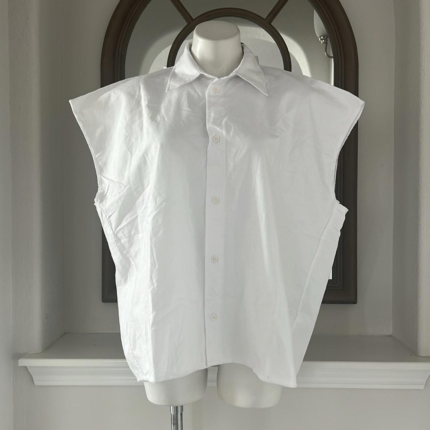 ZARA White Denim Button Up Sleeveless Shirt, Size L New w/Tag