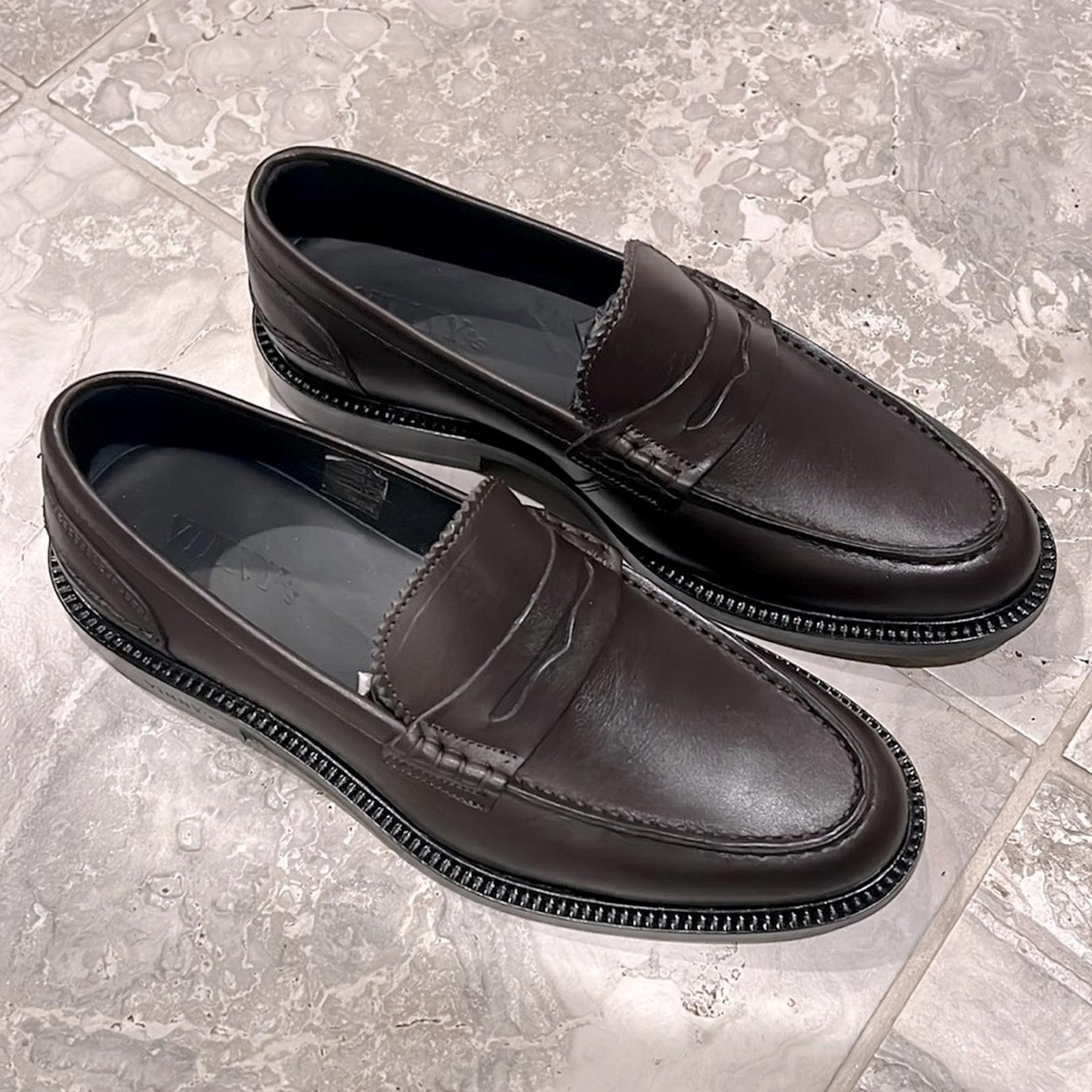 Vinny’s Townee Penny Loafers in Brown, Men's Size 40 New in Box