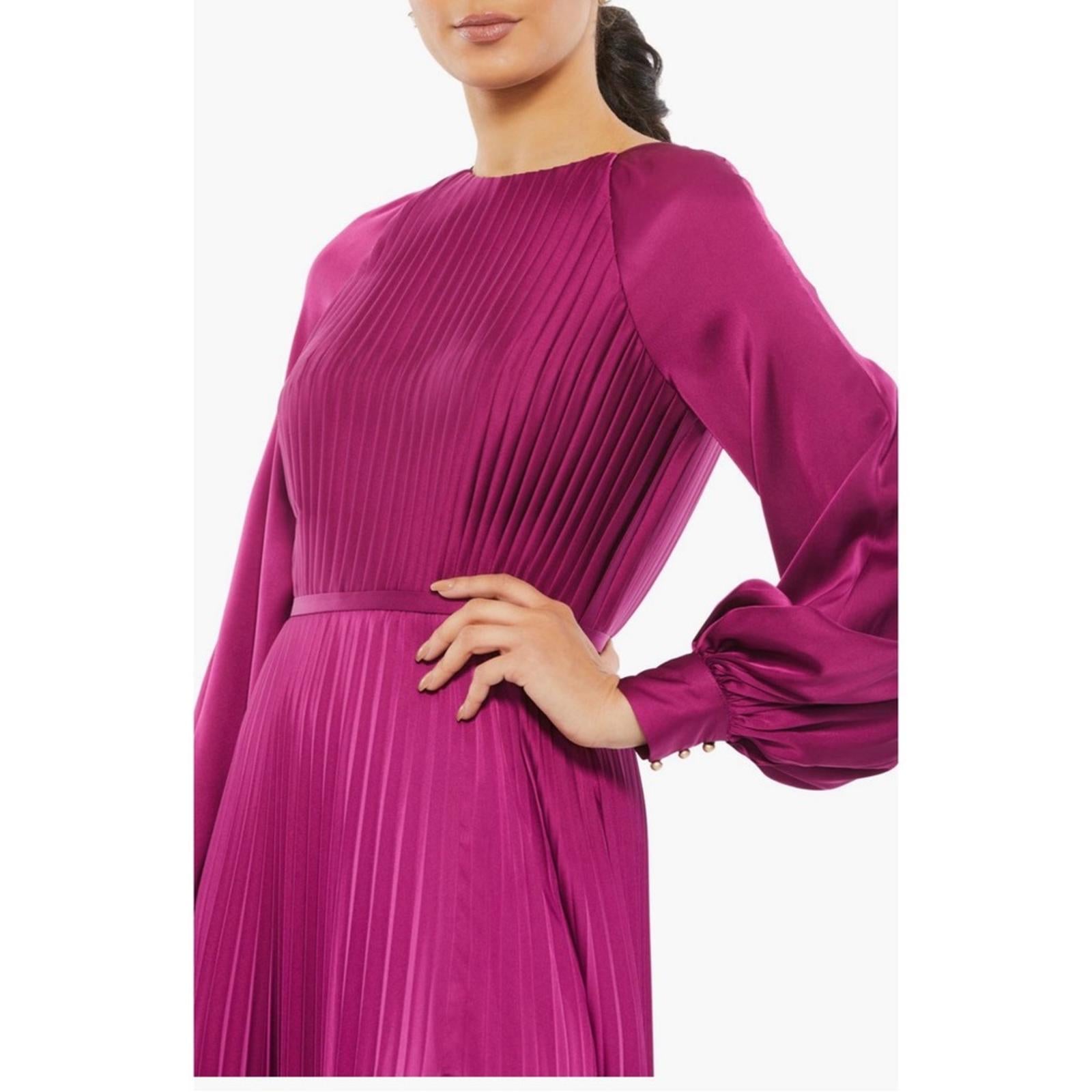 Mac Duggal IEENA Pleated Long Sleeve Satin Gown, Purple Size 8 New w/Tag $498