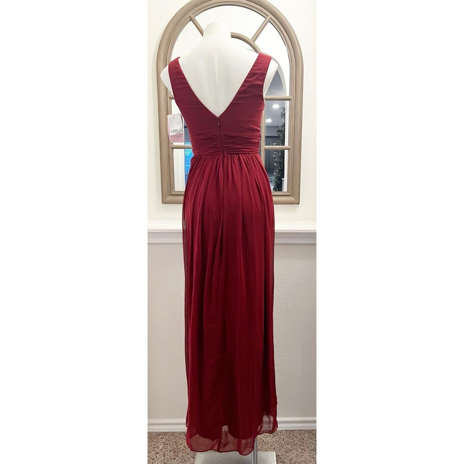 Dessy Floor Length Chiffon Shirred Skirt V-Neck Draped Dress in Burgundy Size 2