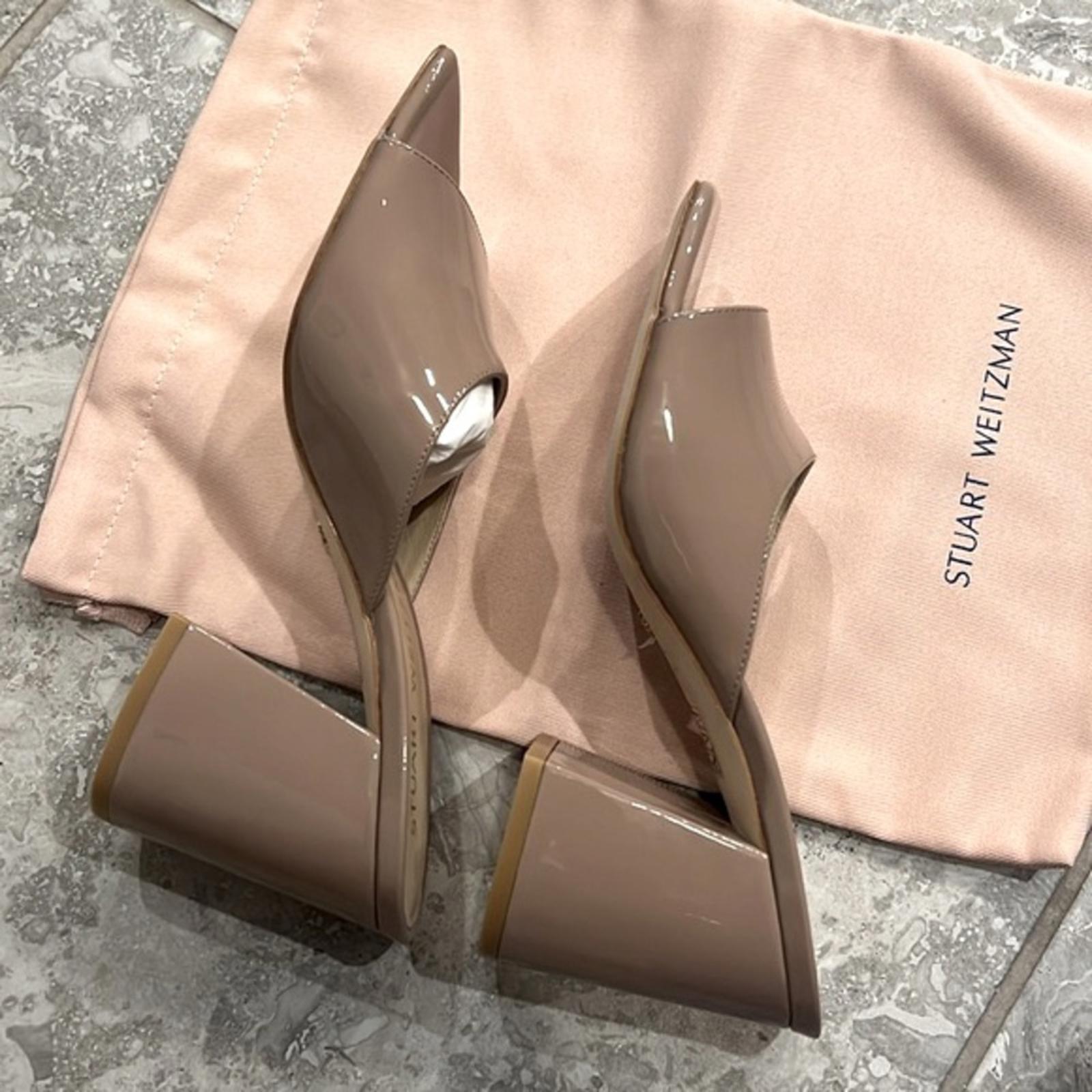 Stuart Weitzman Tia 85 Flared Block Heel Sandals Fawn Patent Leather Size 9 NEW