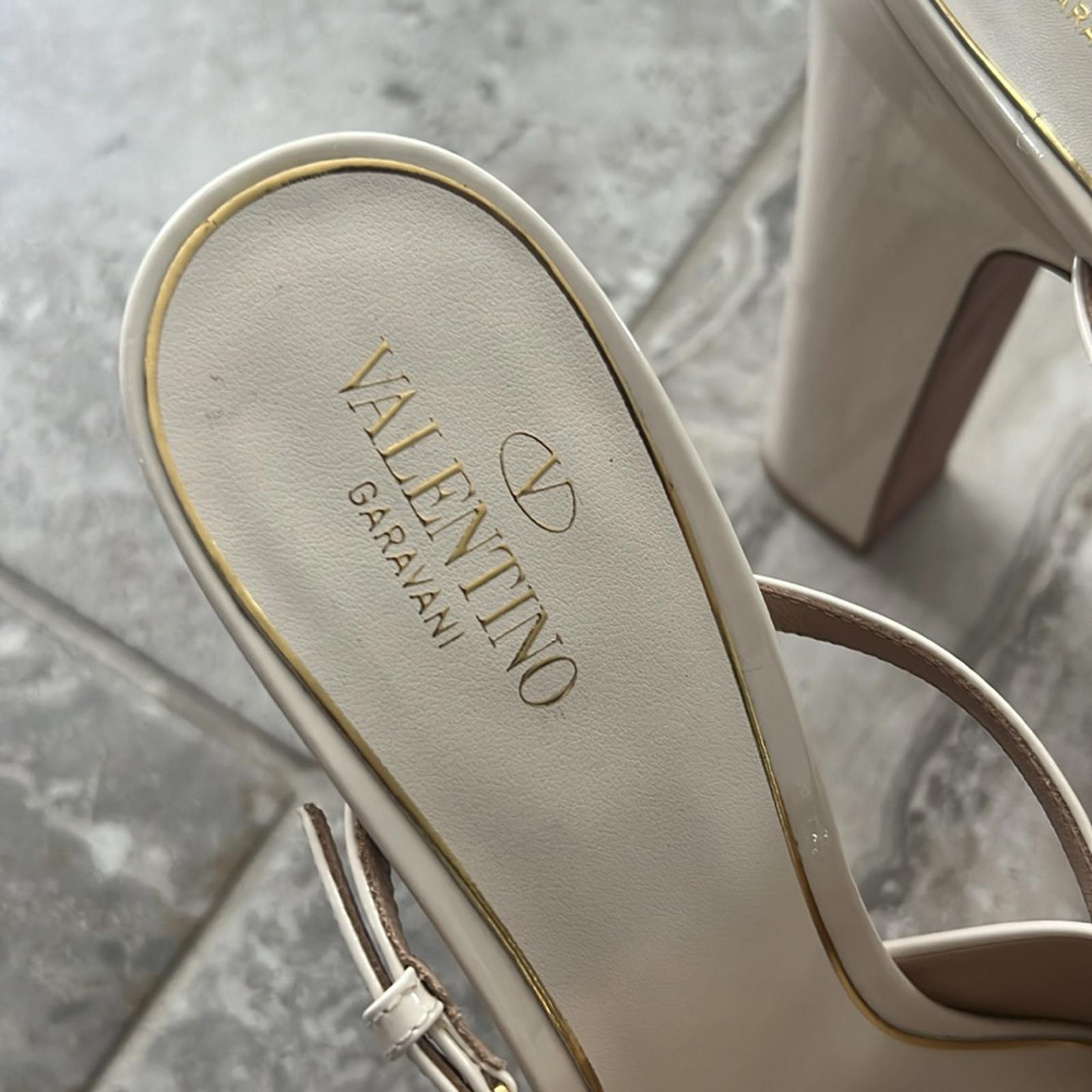 Valentino Garavani Patent High Heel Platform Slides, Size 41 New in Box $1,200