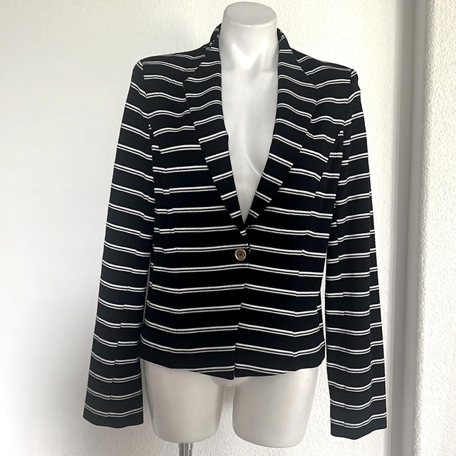Calvin Klein Striped One-Button Blazer in Navy/White, Size 14 EXCELLENT!