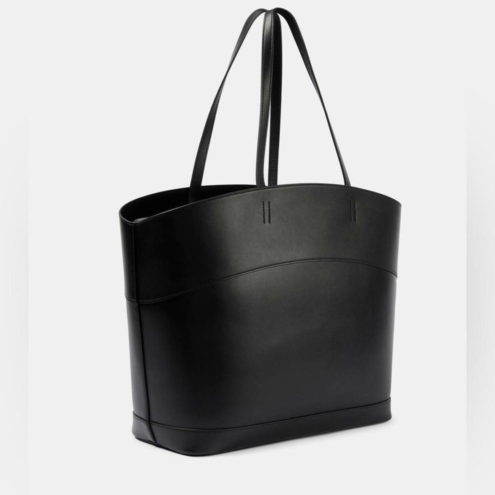 Ferragamo Charming Medium Leather Tote Bag in Black, New with Tag
