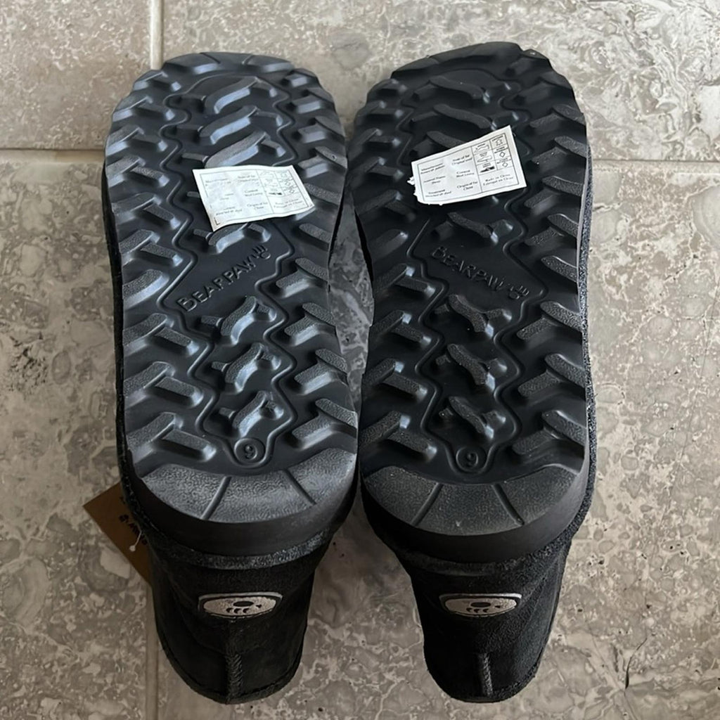 BearPaw Alyssa Suede Ankle Boots in Graphite, NWT, Size 9
