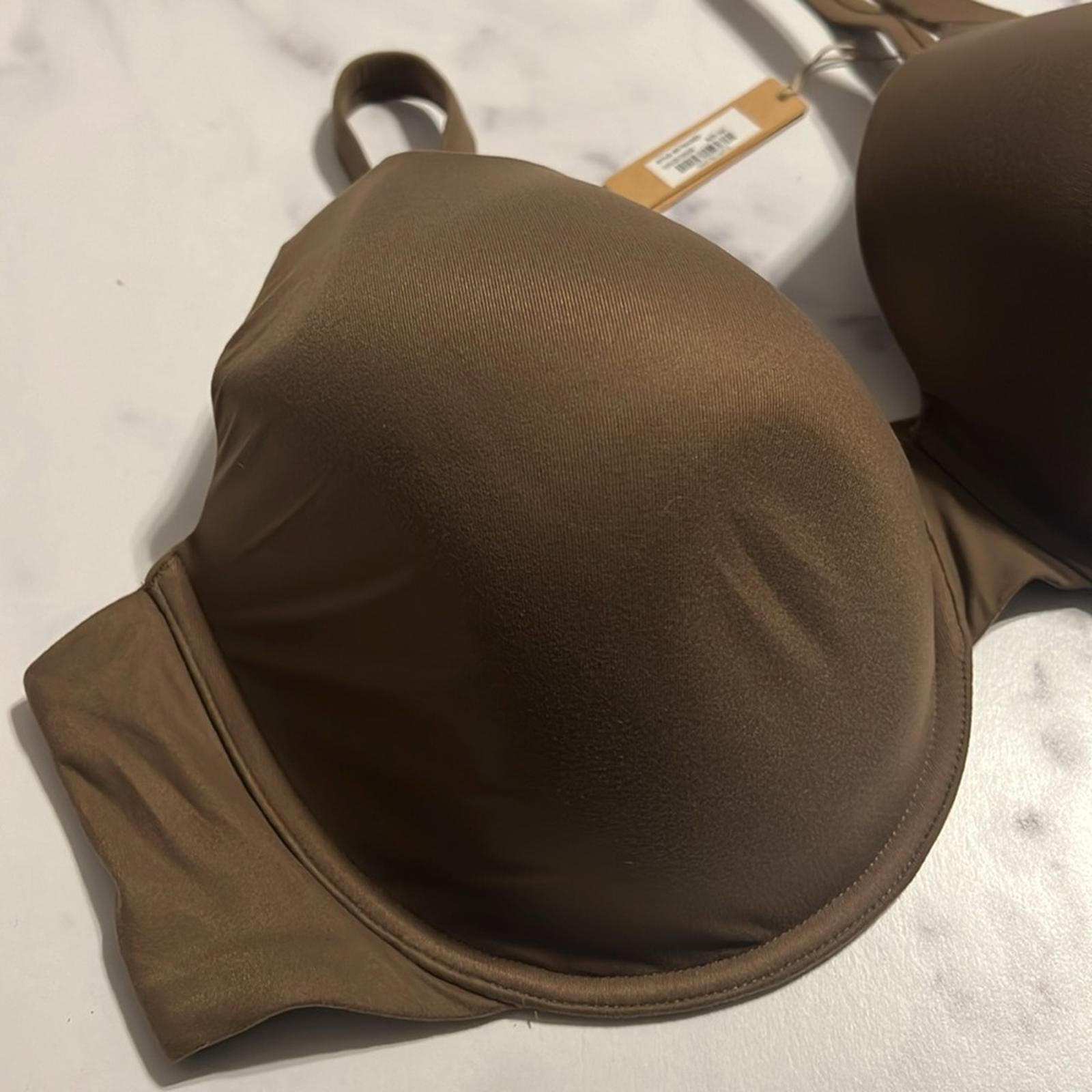 SKIMS Oxide T-Shirt Bra, Style BR-TSH-0023 Size 44D New w/Tag