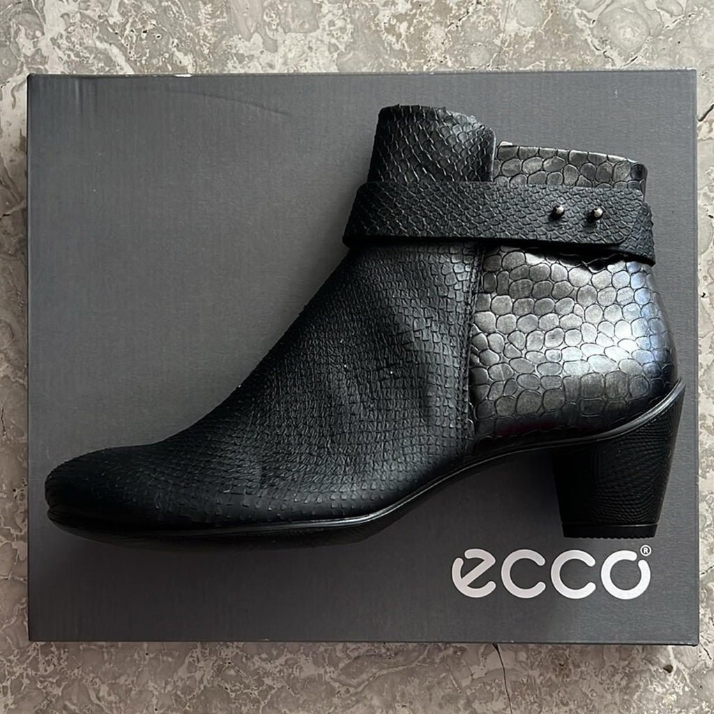ECCO Sculptured 45 Leather Boots Size EU 40 | US 9-9.5 New in Box Retail $200