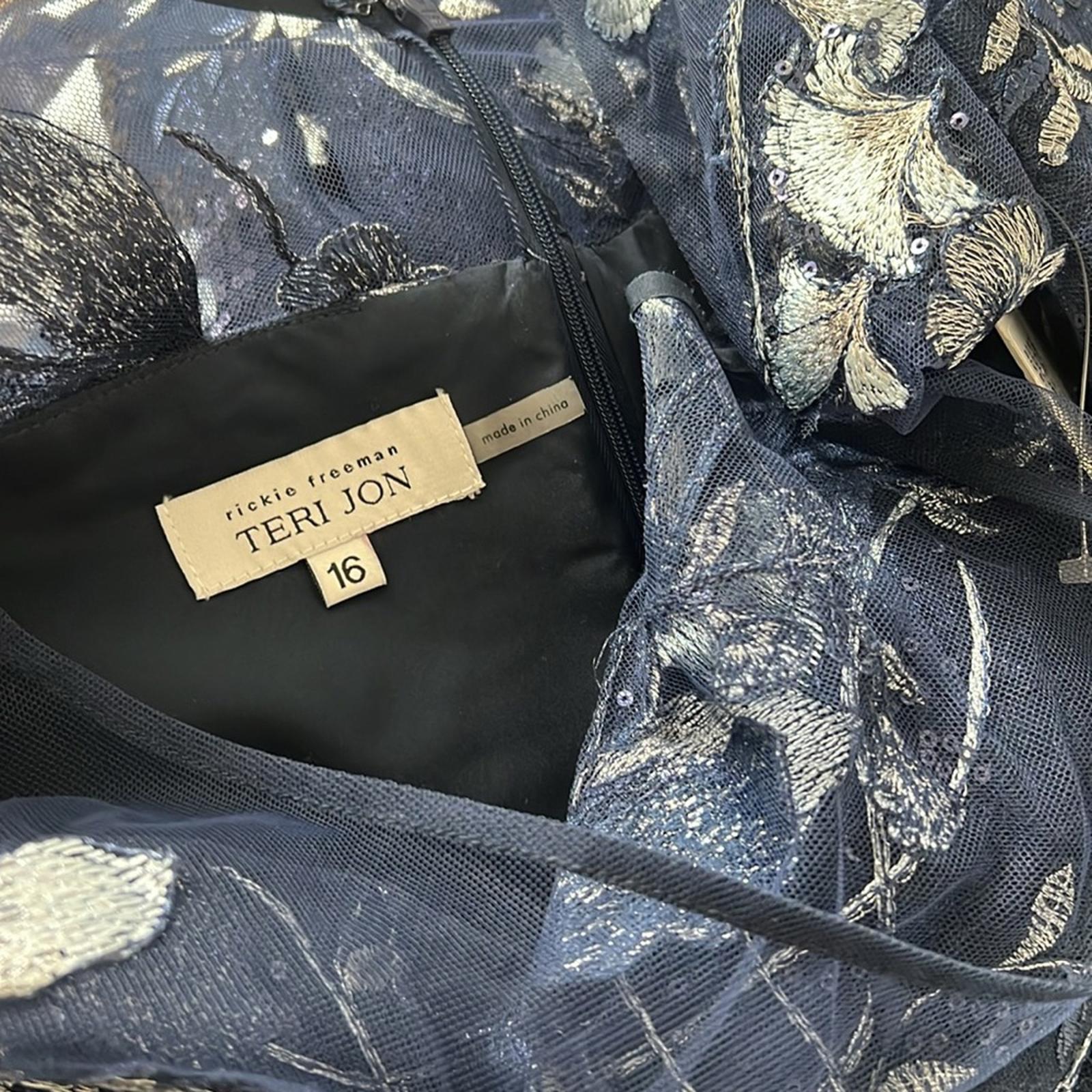Teri Jon Embroidered Mesh Gown in Navy/Silver, NWT, Size 16