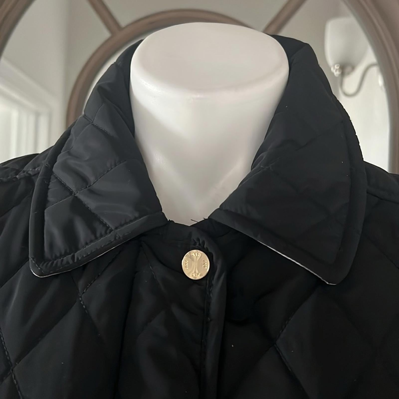 Jones New York 5-Button Quilted Jacket in Black, Size M EXCELLENT!