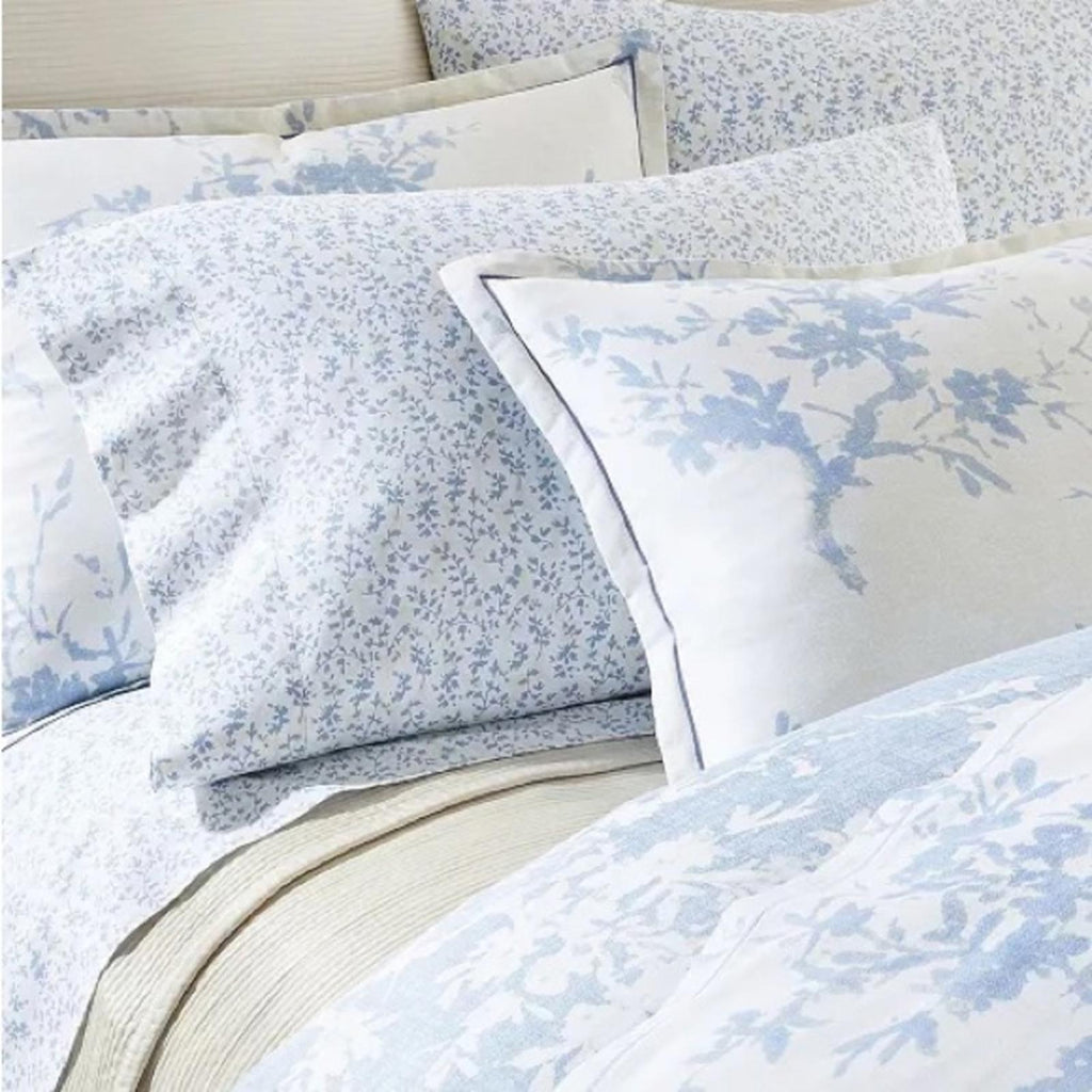 Lauren Ralph Lauren Eva Comforter in Cream Blue, Full/Queen, Open Box - NEW