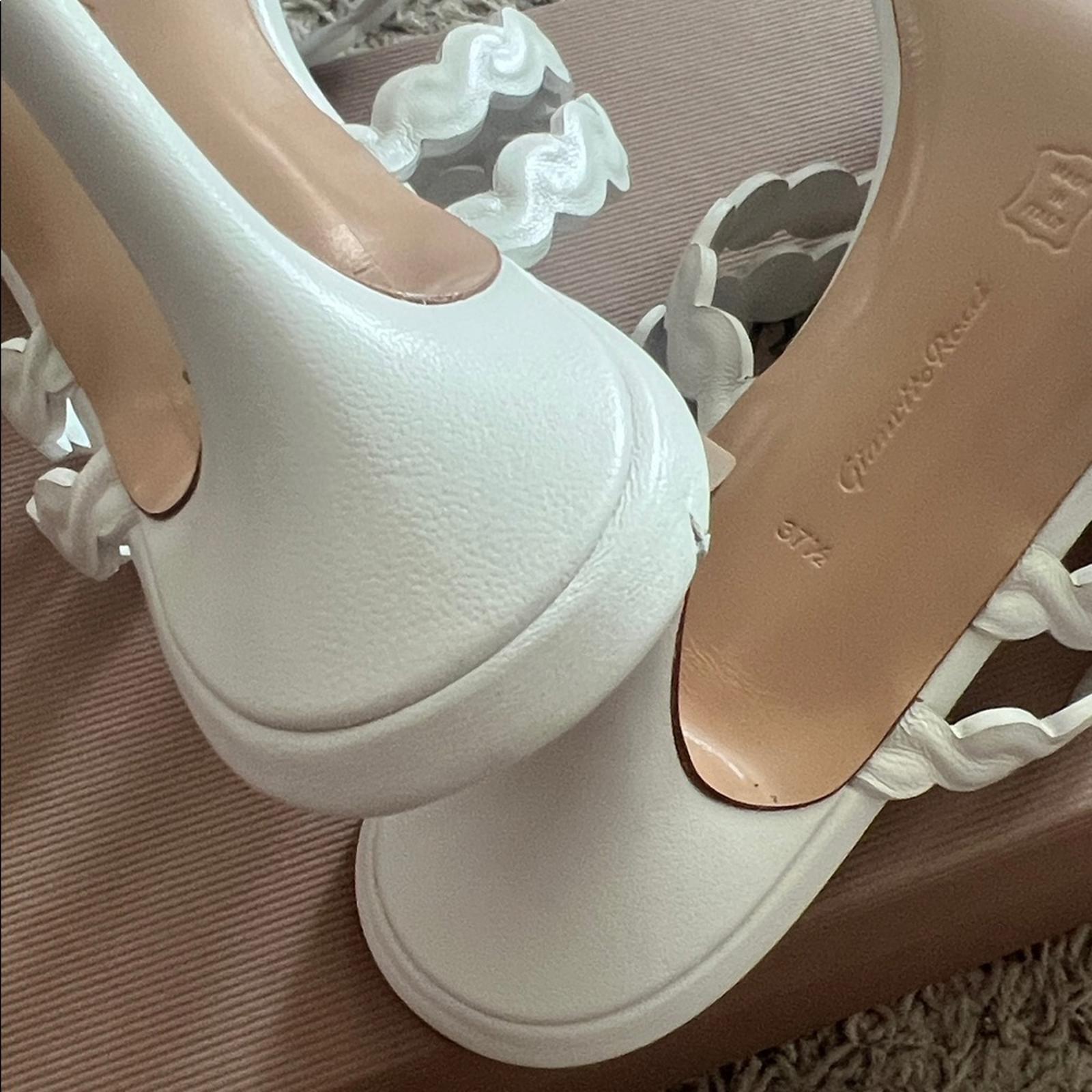 Gianvito Rossi 70 Leather Sandals in White, Size 37.5, New in Box w/DustBag