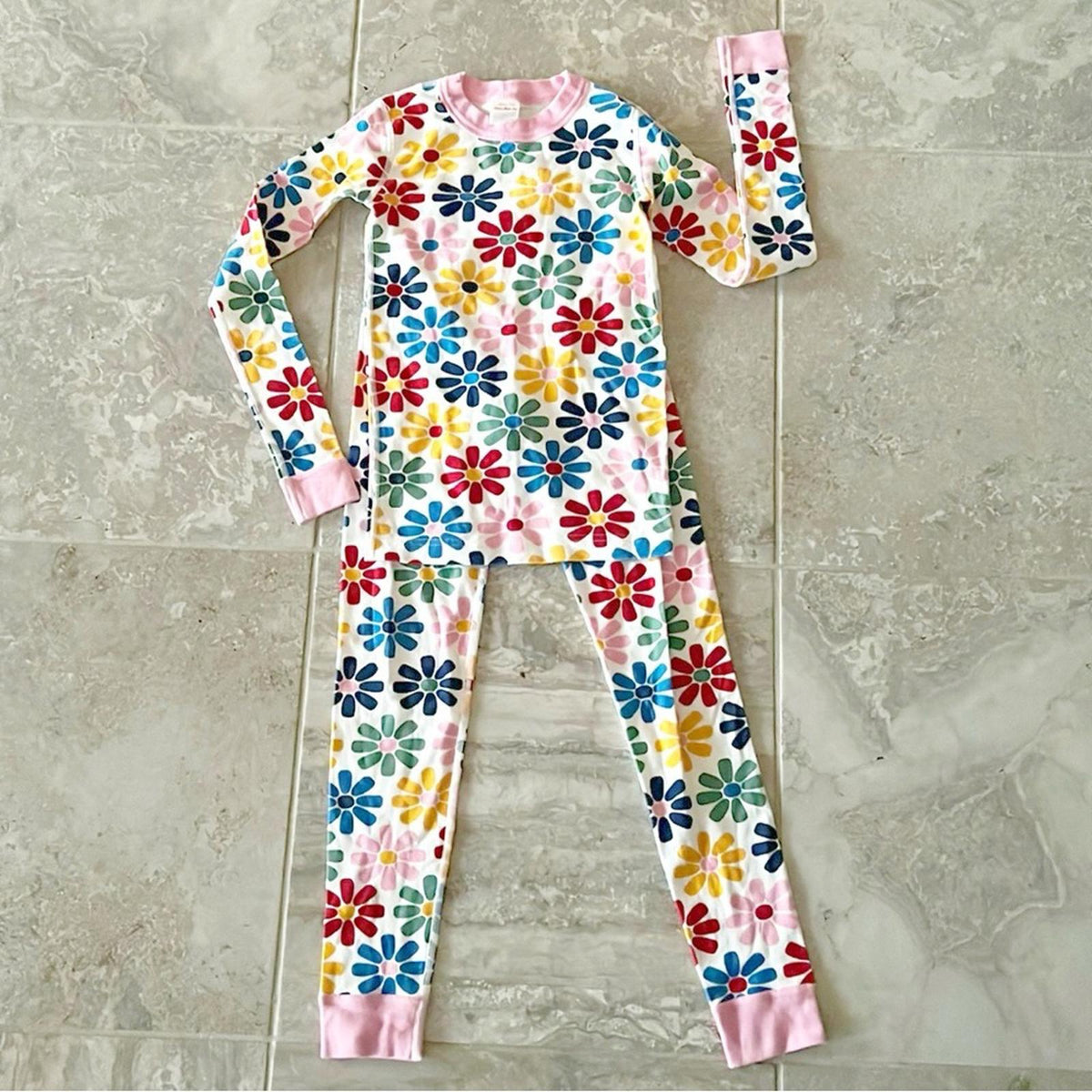 NEW Hanna Anderson 2-Piece Floral Print Pajamas, Rainbow Blooms Size 10 w/o Tag
