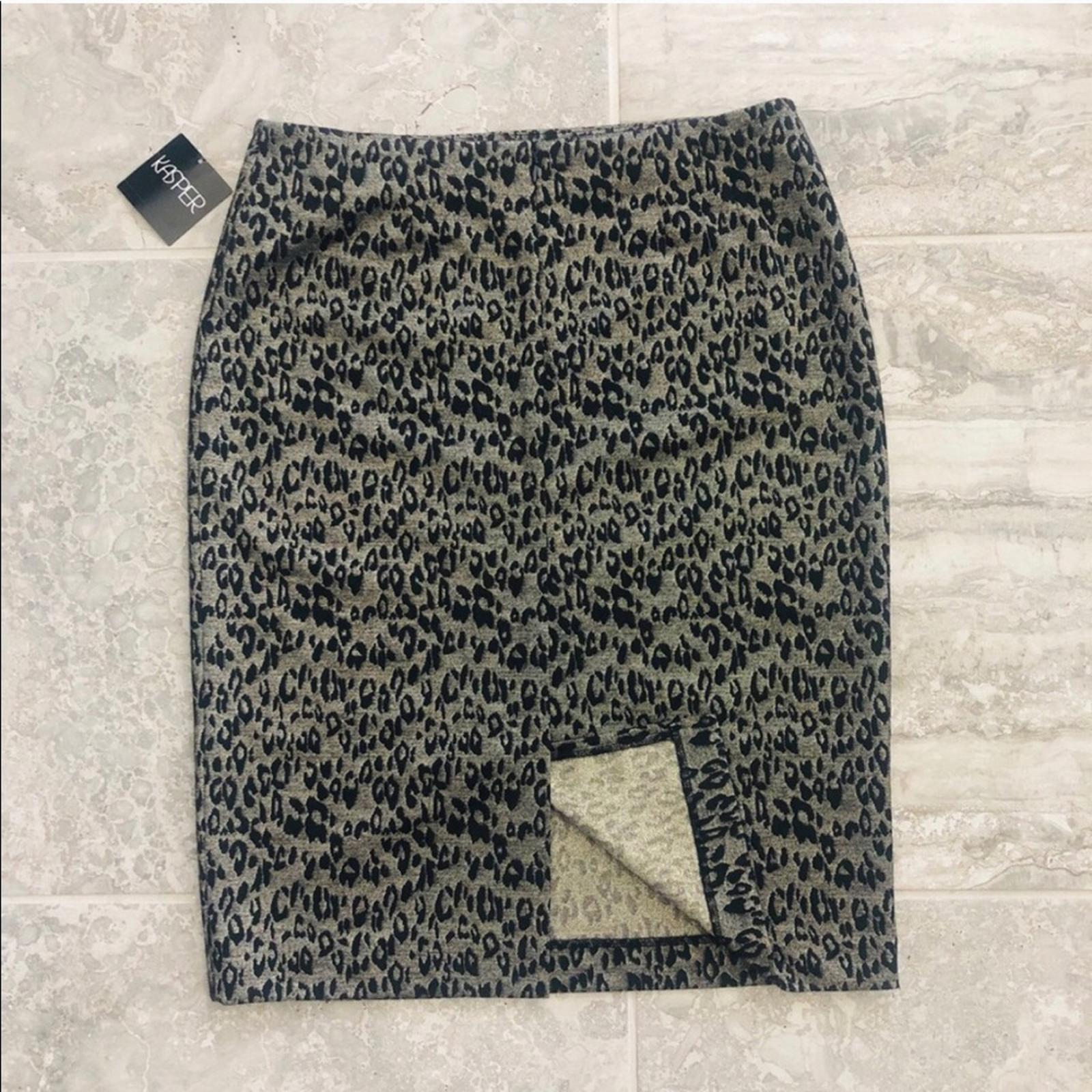 Kasper Jacquard Knit Pencil Skirt in Animal Print, Black Multi Size 18 New w/Tag