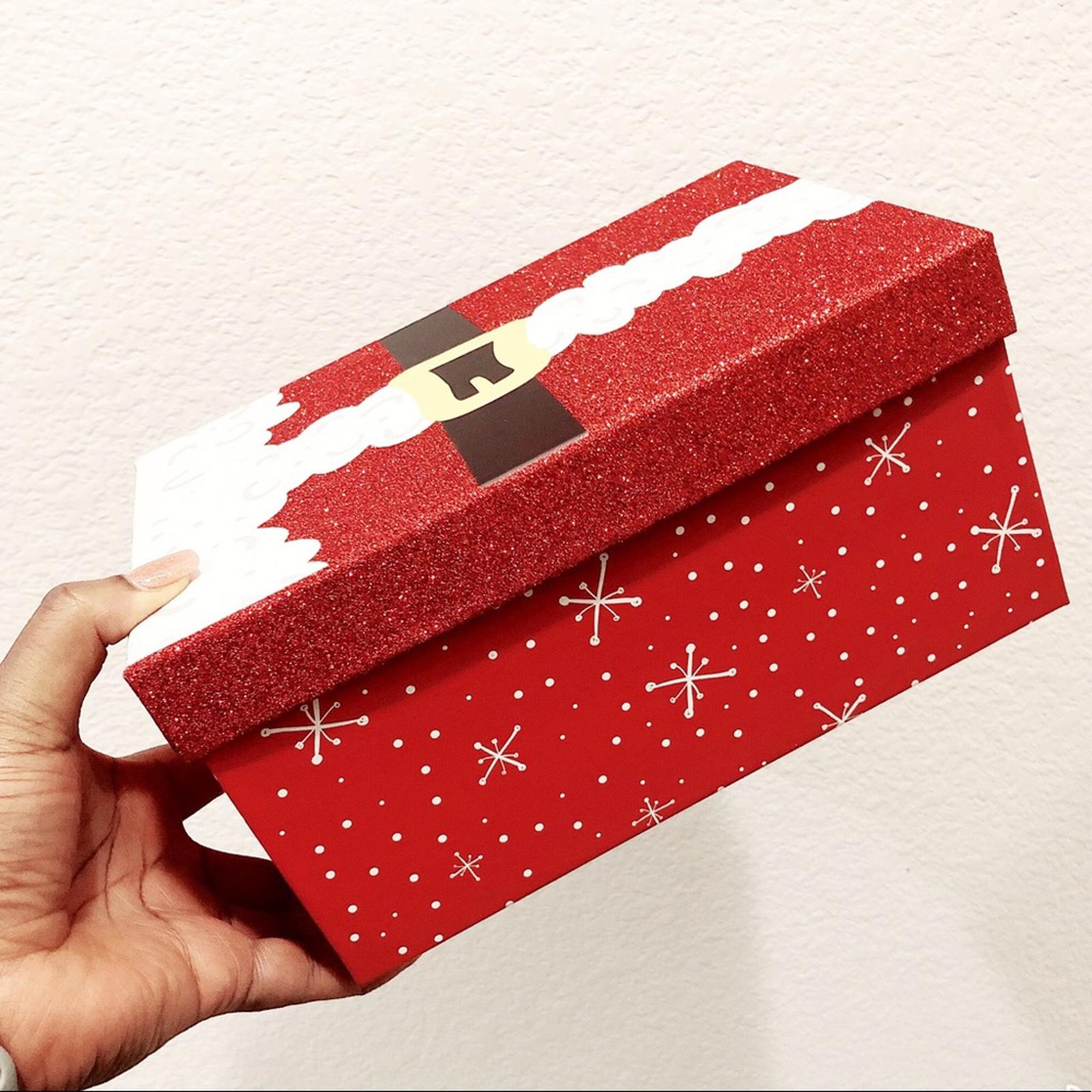 Gift Box Storage Holiday Christmas Santa Snowflake Large Size 11”X7.25”X5.25”