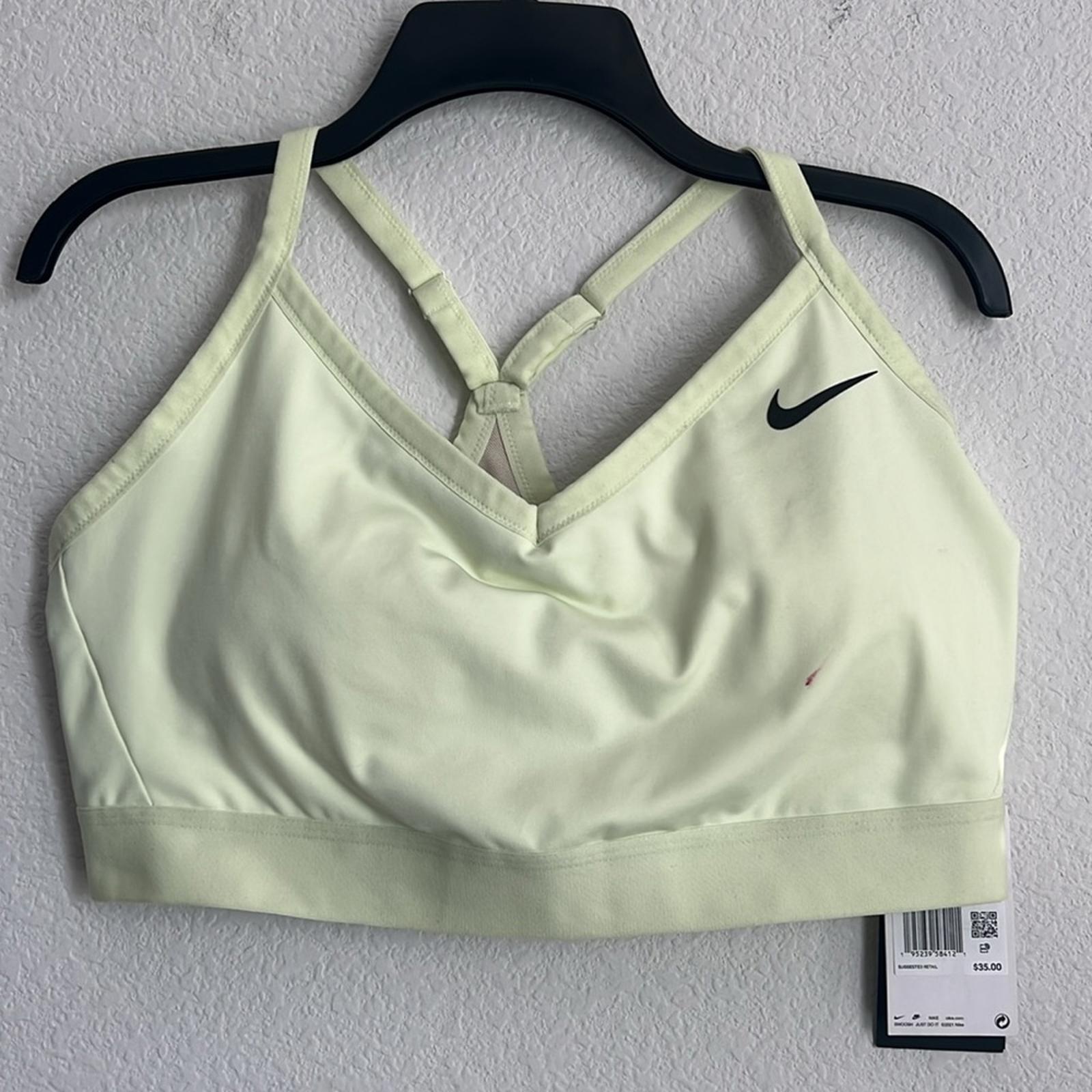 Nike Moisture-Wicking Racerback Sports Bra in Pistachio Green, NWT, Size 1X