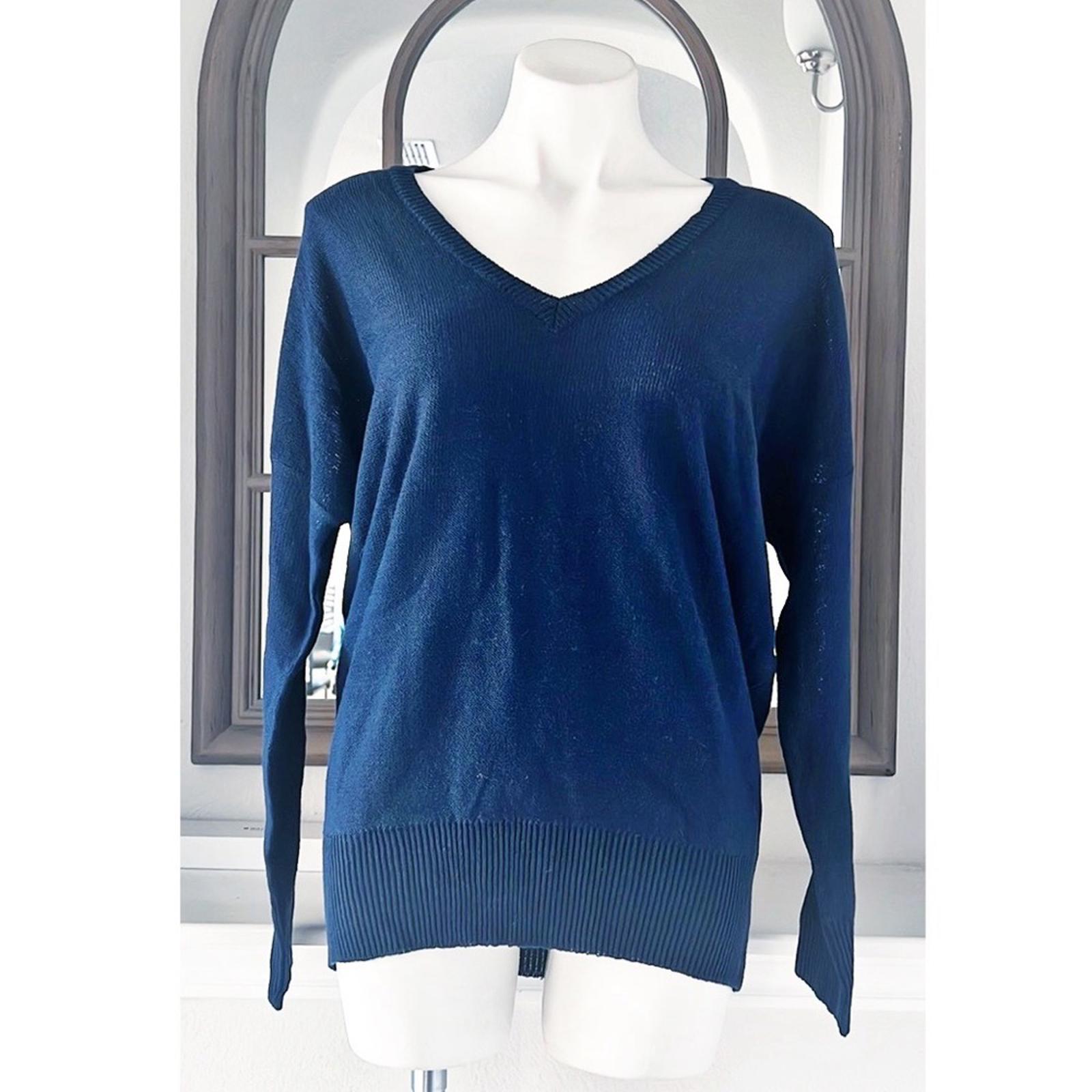 NEW Joe Fresh V-Neck Sweater in Navy, Size M New w/o Tag